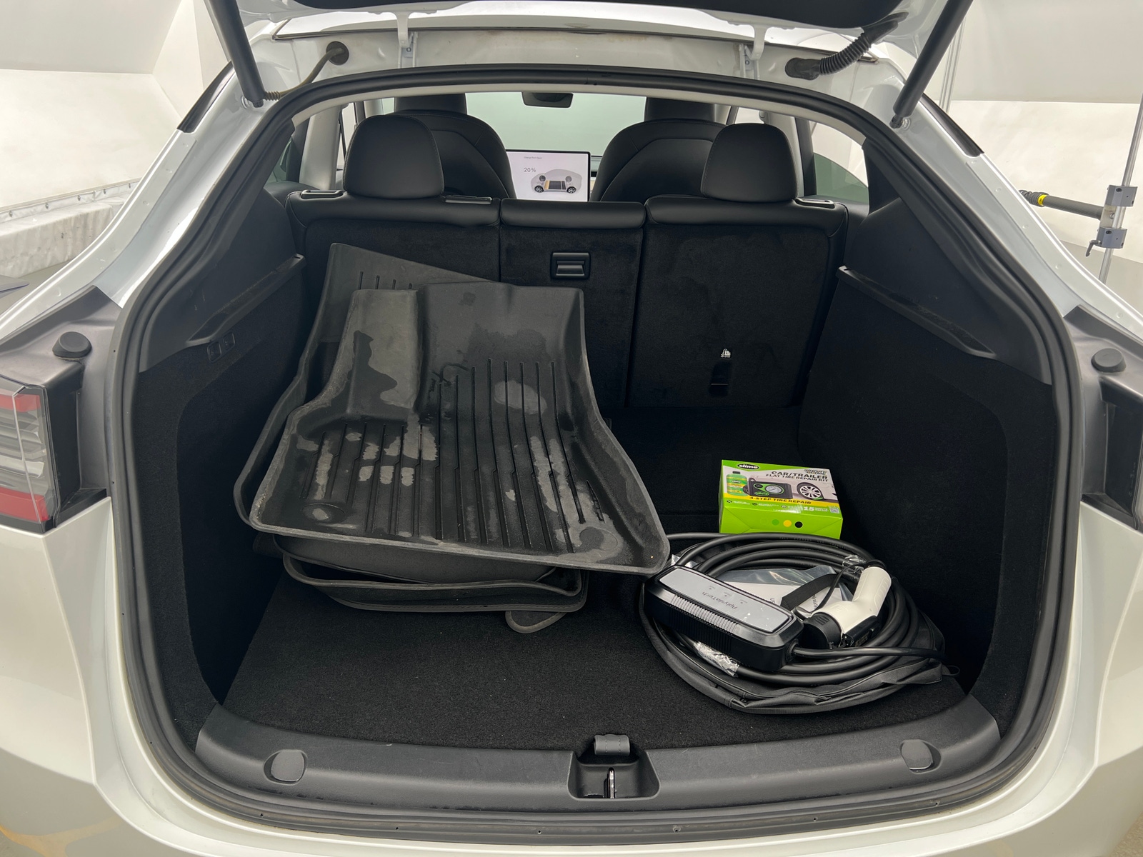 Thumbnail: 2024 Tesla Model Y - 6