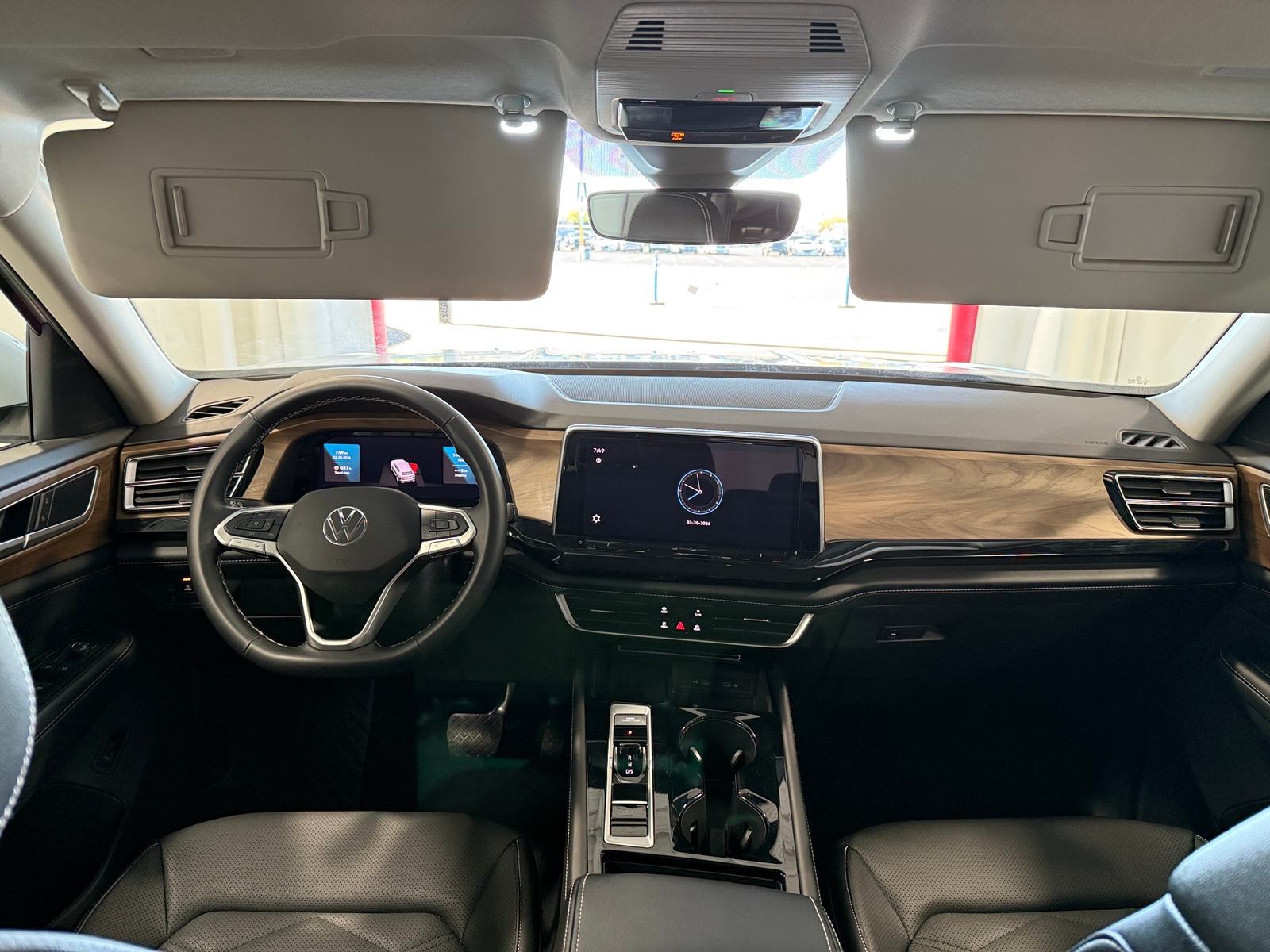 Thumbnail: 2025 Volkswagen Atlas - 2