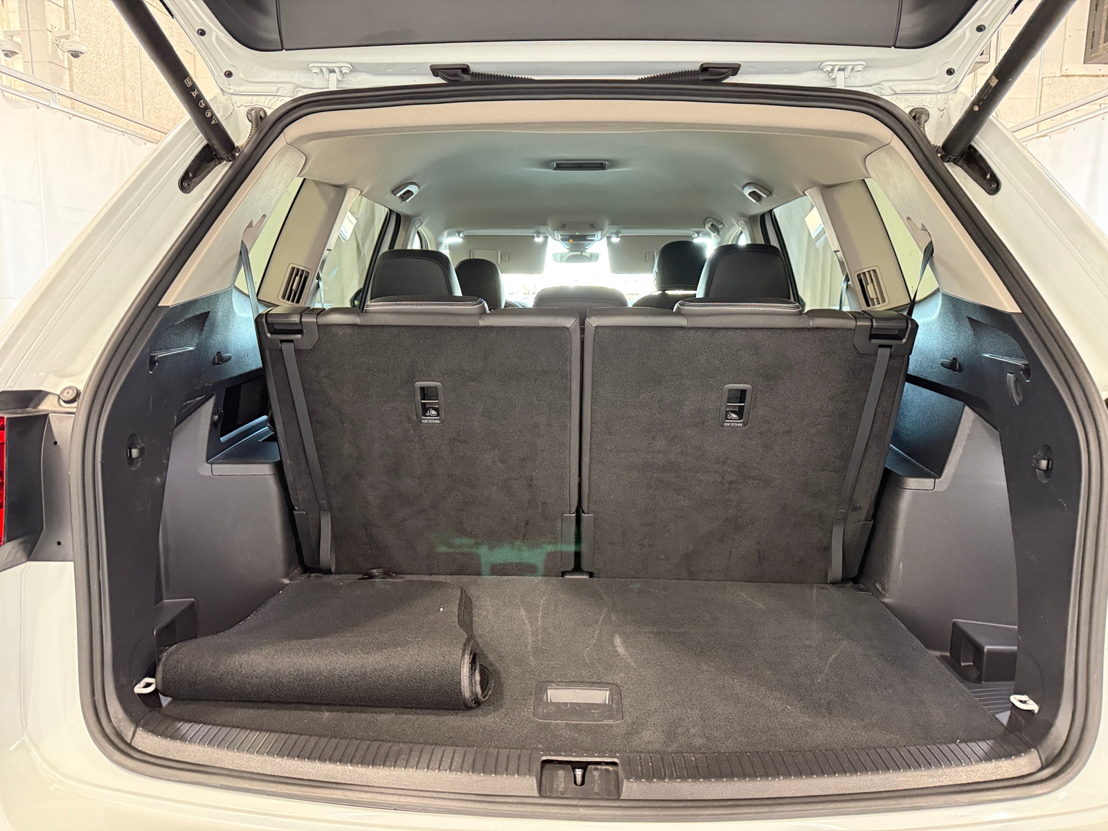 Thumbnail: 2025 Volkswagen Atlas - 6