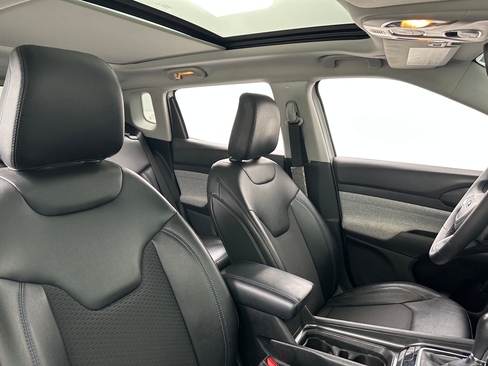 Thumbnail: 2022 Jeep Compass - 2