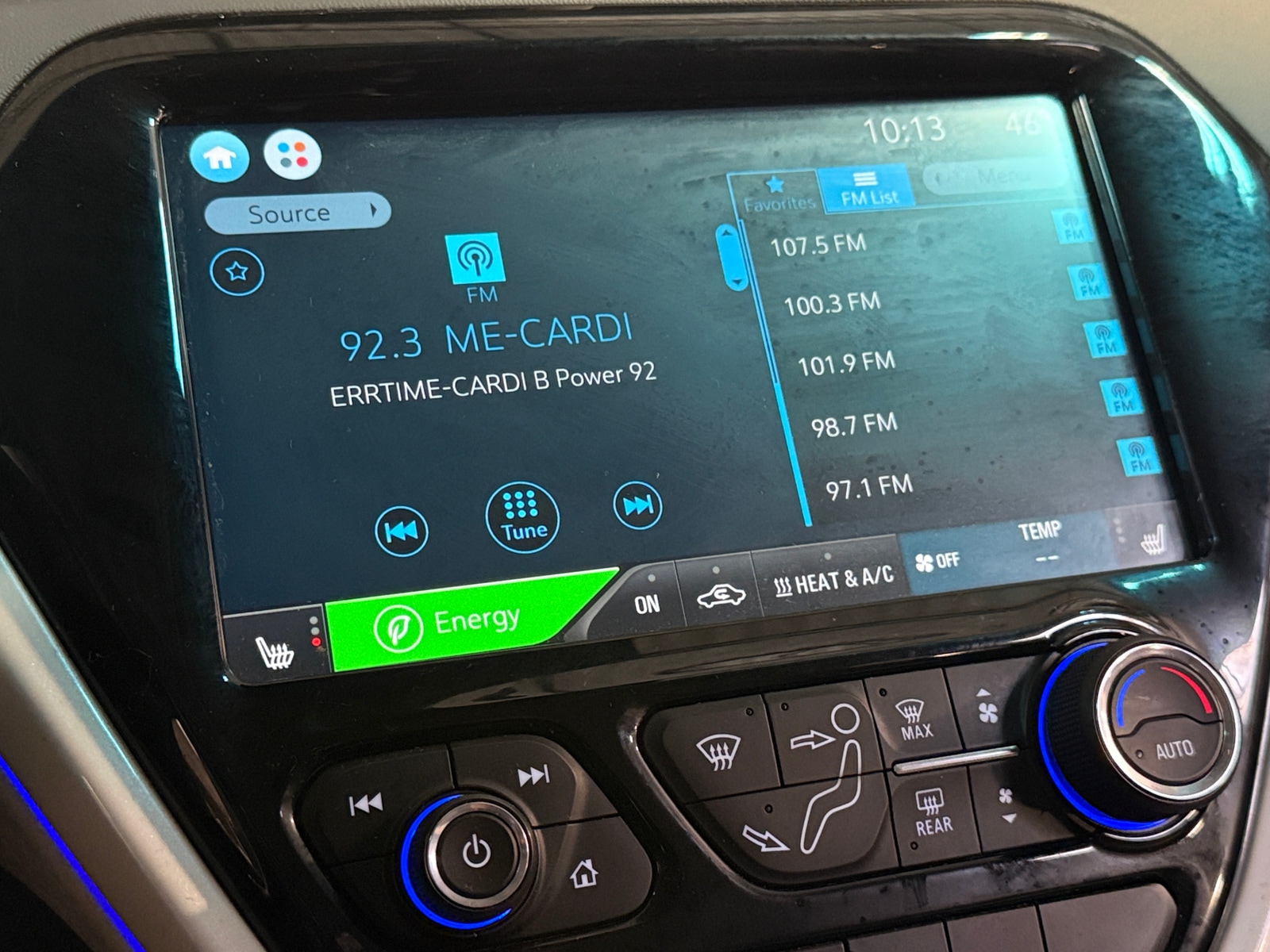 Thumbnail: 2018 Chevrolet Bolt EV - 3