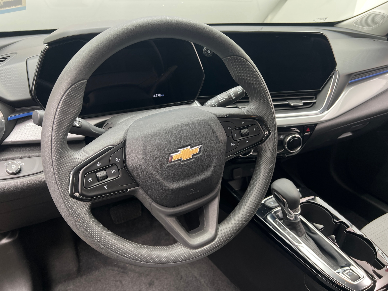 Thumbnail: 2025 Chevrolet Trax - 5