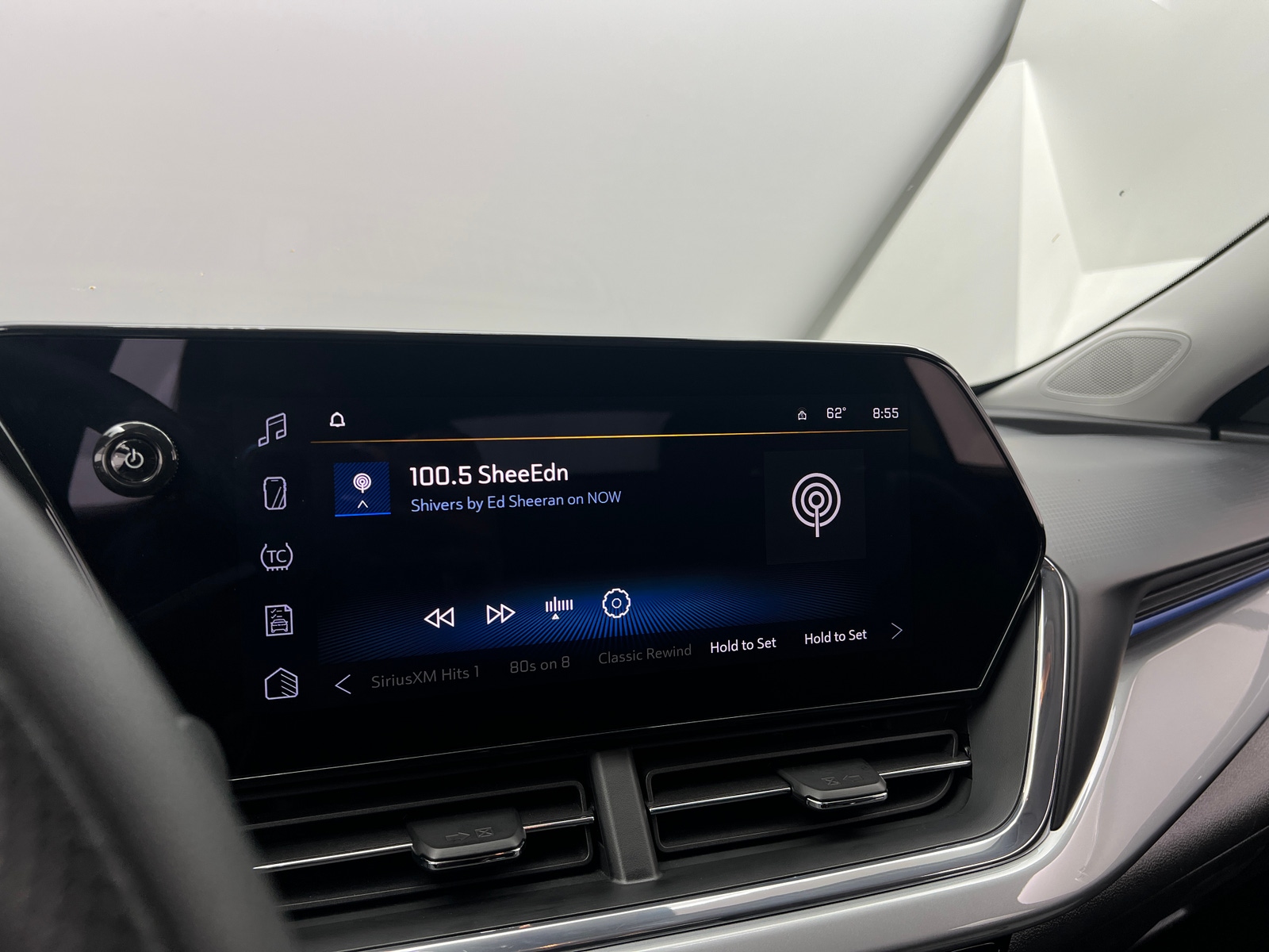 Thumbnail: 2025 Chevrolet Trax - 4