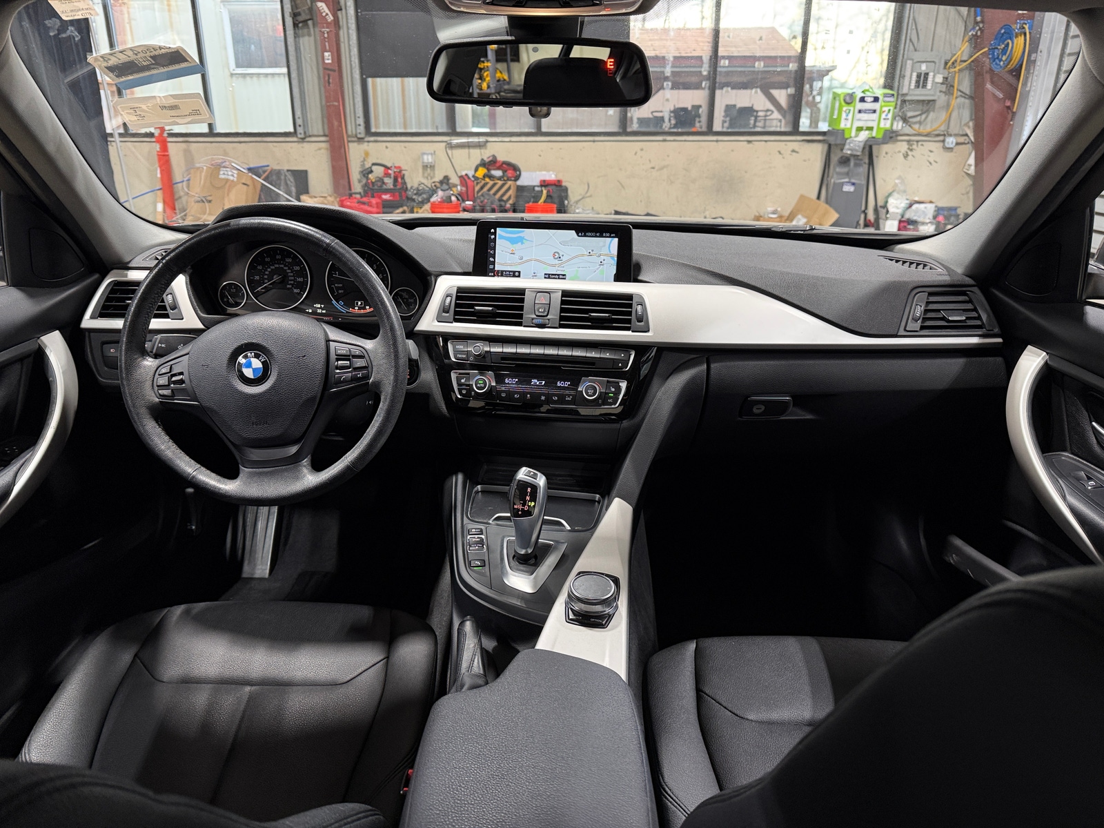 Thumbnail: 2018 BMW 3 Series - 2