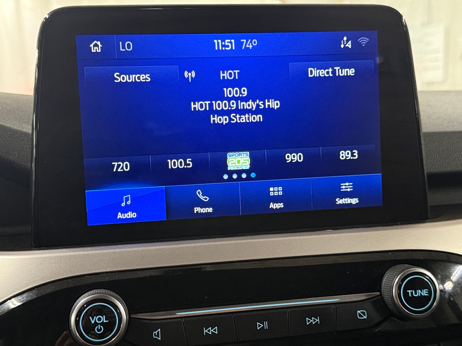 Thumbnail: 2020 Ford Escape - 4