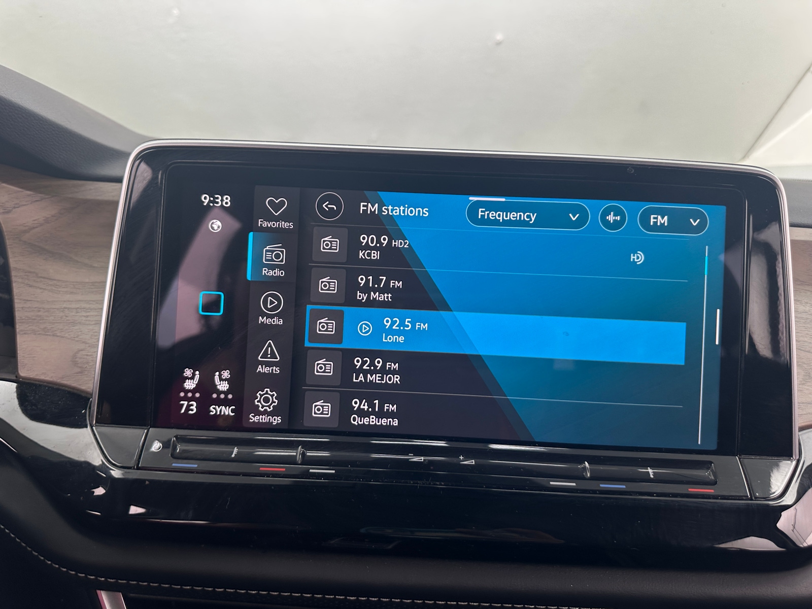 Thumbnail: 2024 Volkswagen Atlas - 3