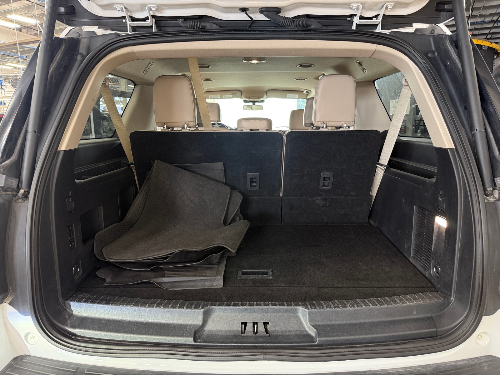 Thumbnail: 2022 Ford Expedition MAX - 6