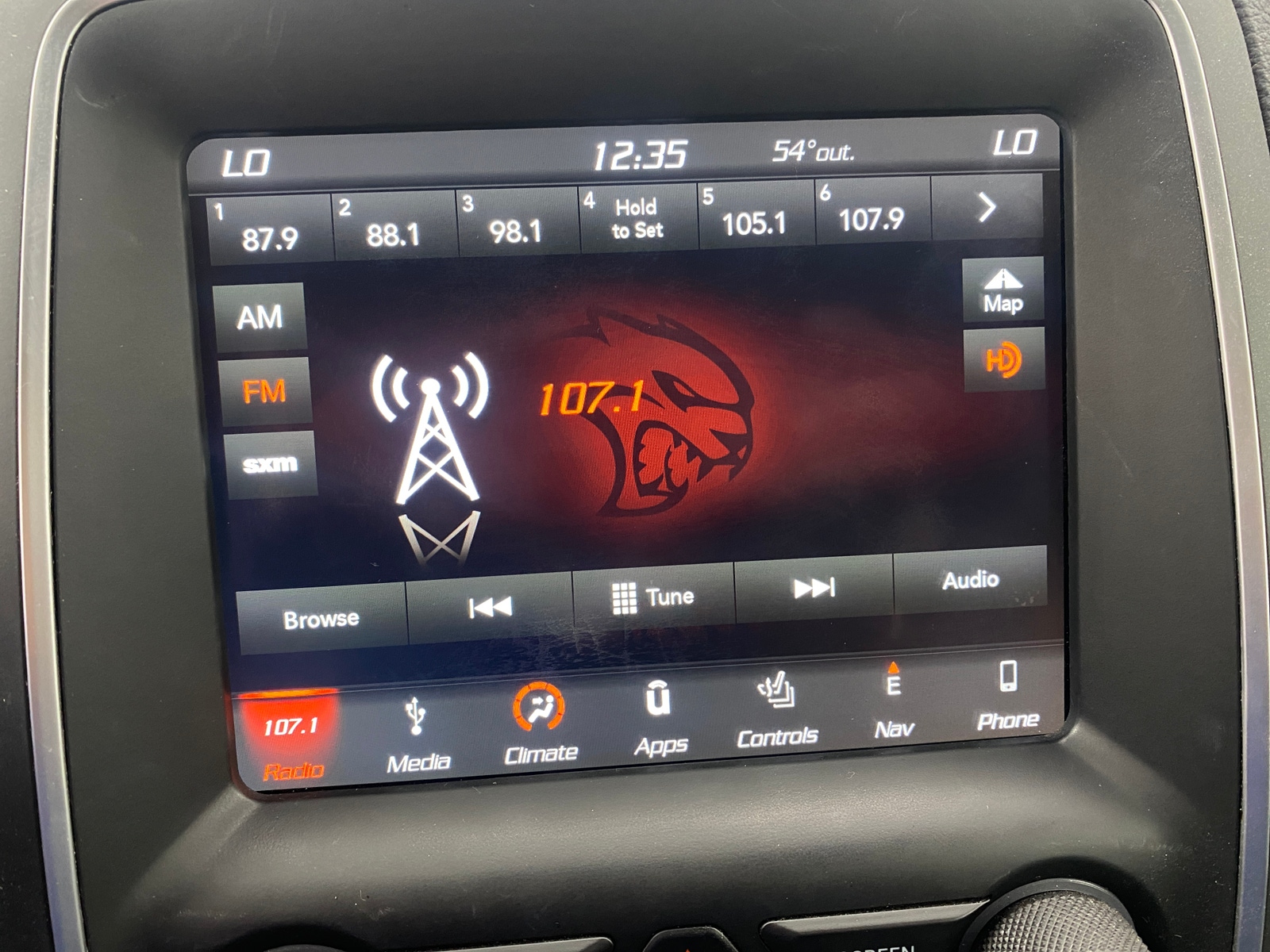 Thumbnail: 2018 Dodge Durango - 3