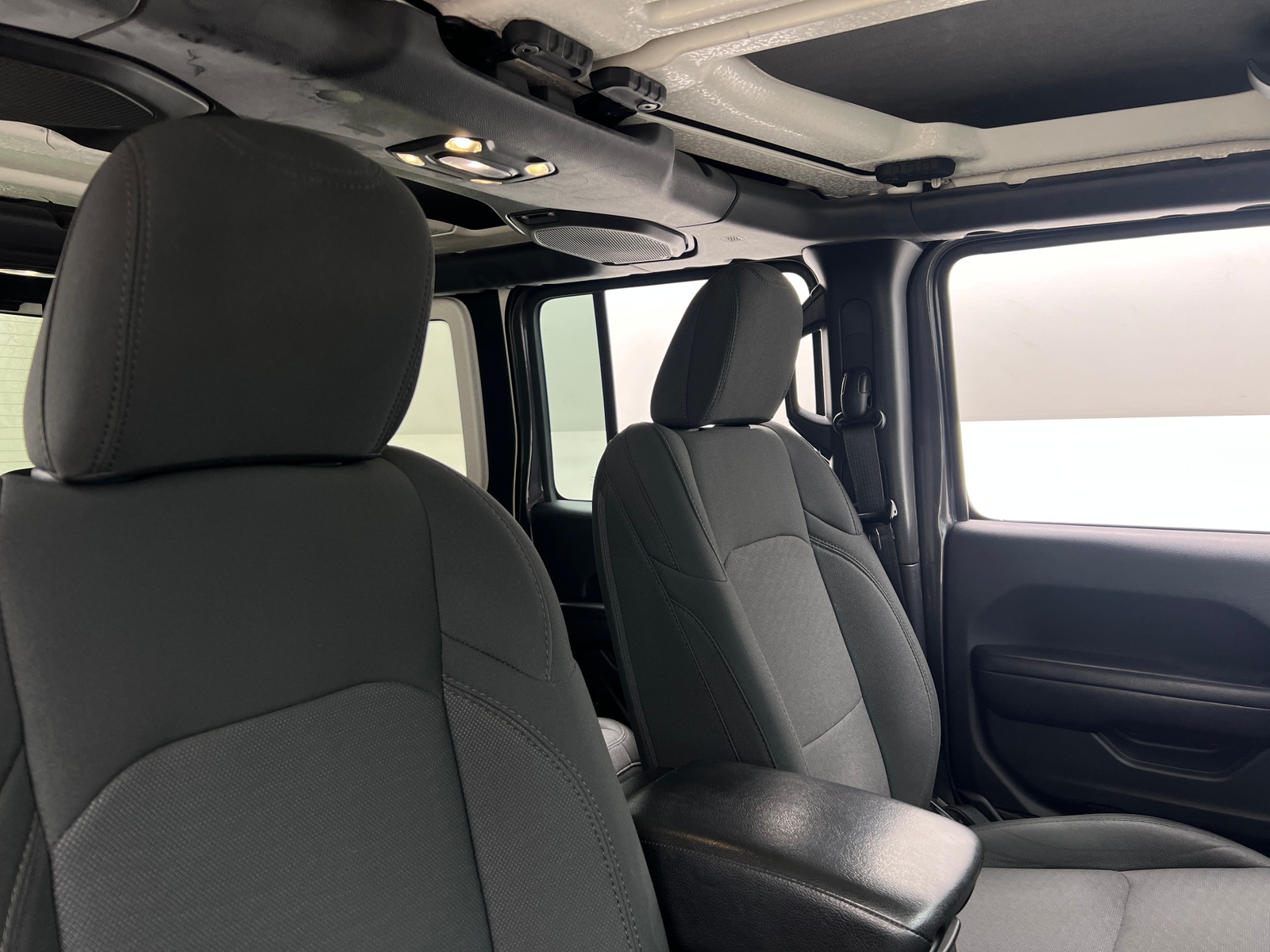 Thumbnail: 2020 Jeep Wrangler - 2