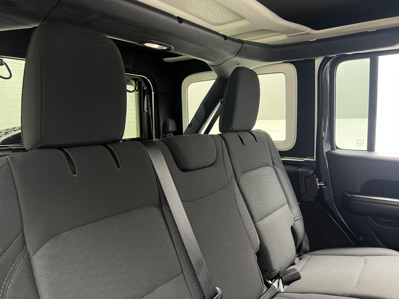 Thumbnail: 2020 Jeep Wrangler - 6