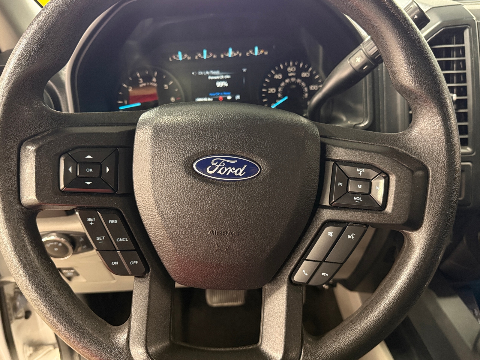 Thumbnail: 2020 Ford Econoline - 5