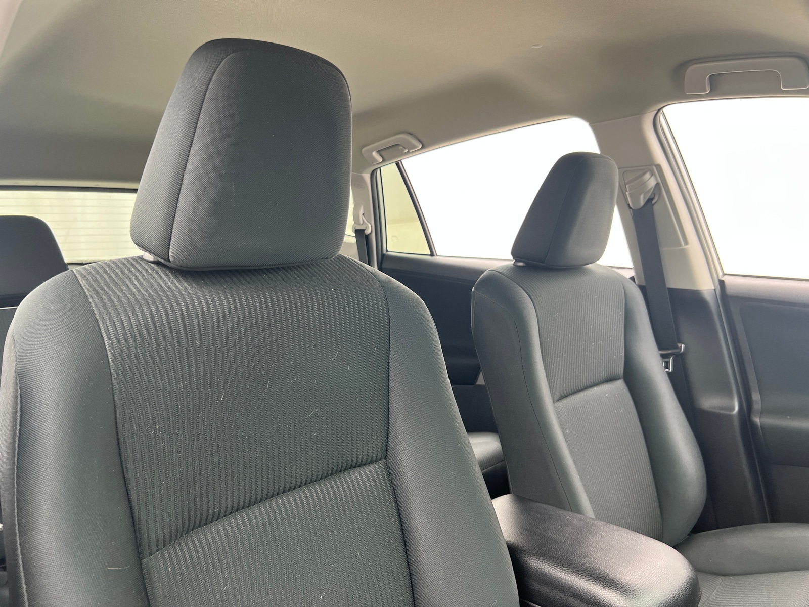 Thumbnail: 2017 Toyota RAV4 - 2