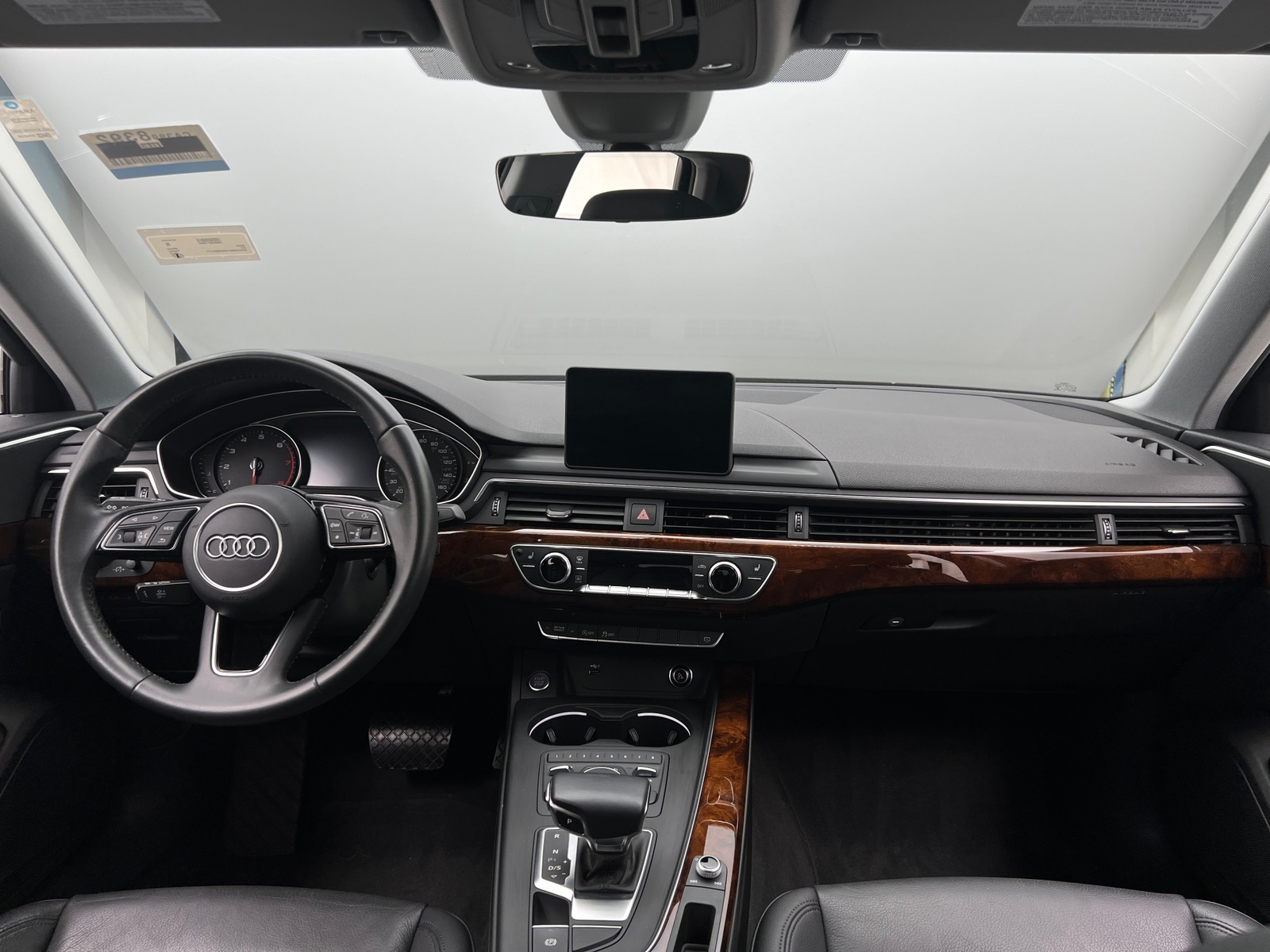 Thumbnail: 2019 Audi A4 - 2