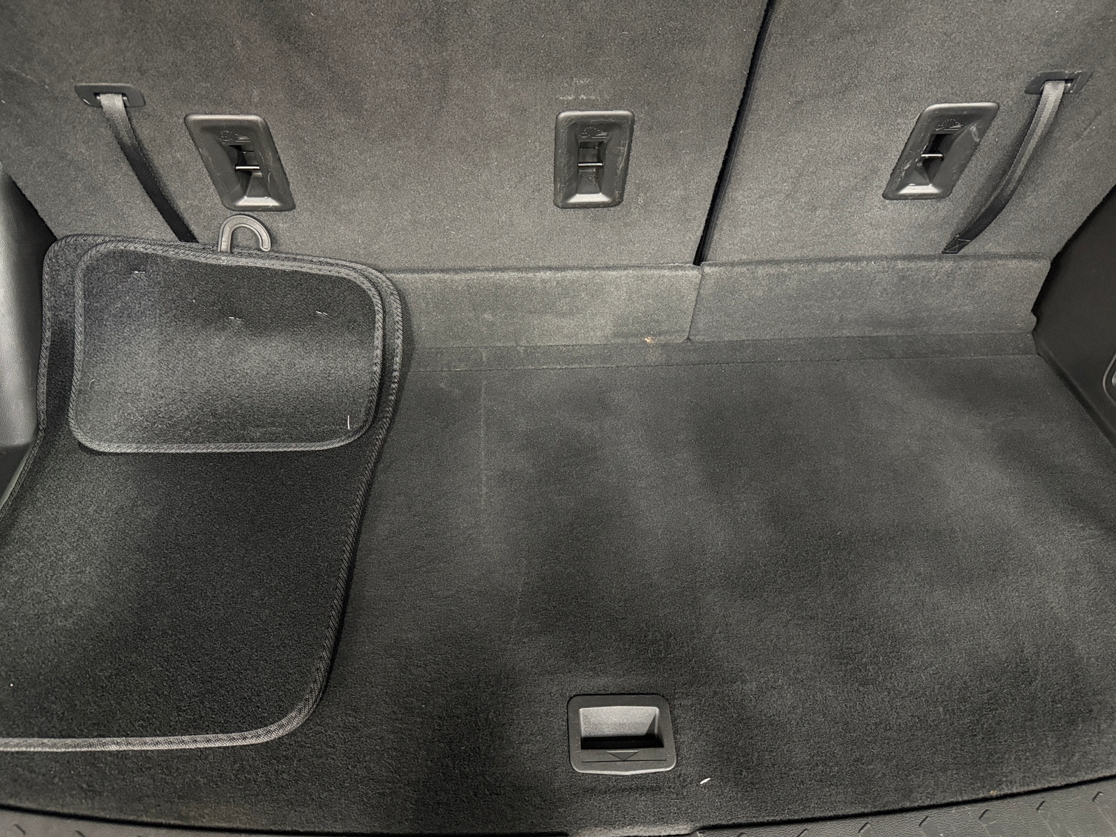 Thumbnail: 2023 Chevrolet Traverse - 7