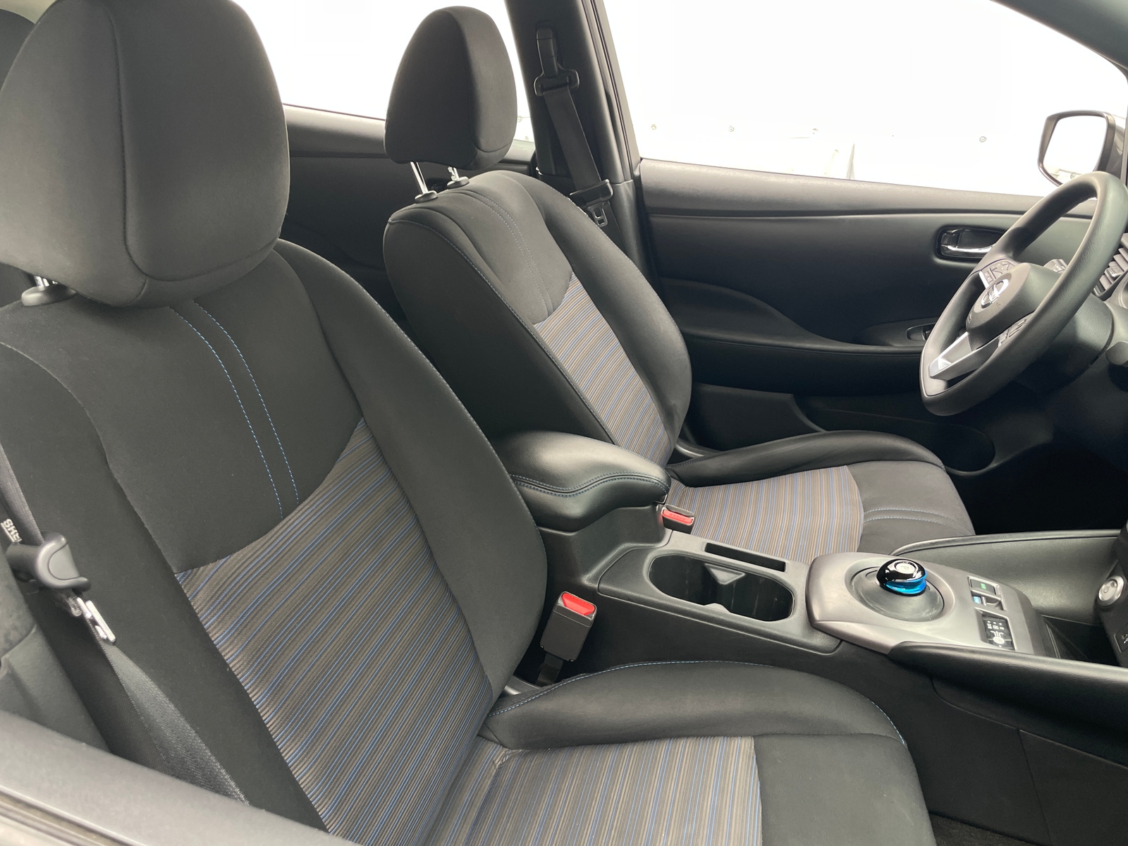 Thumbnail: 2020 Nissan Leaf - 2