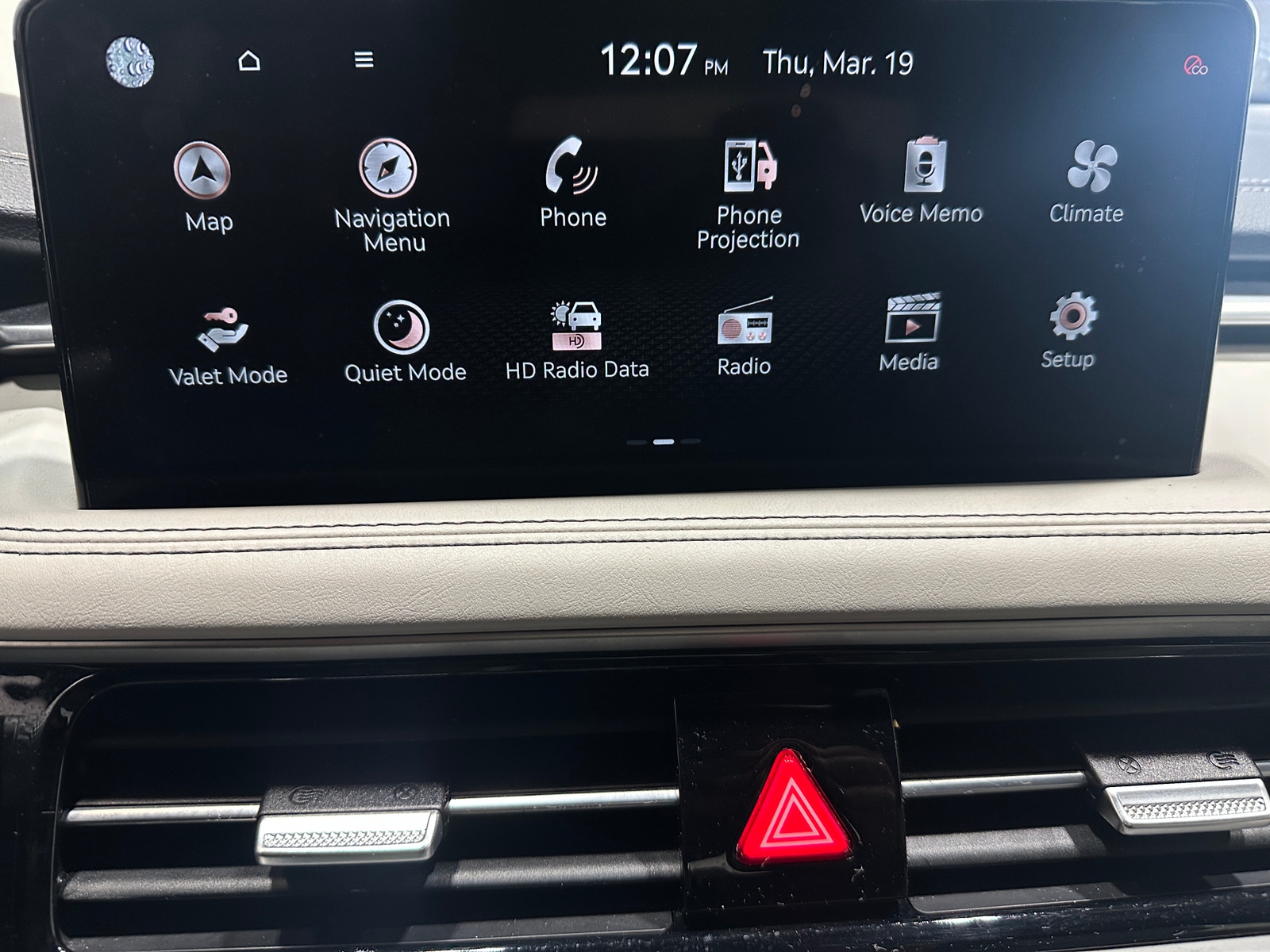 Thumbnail: 2025 Genesis G70 - 3