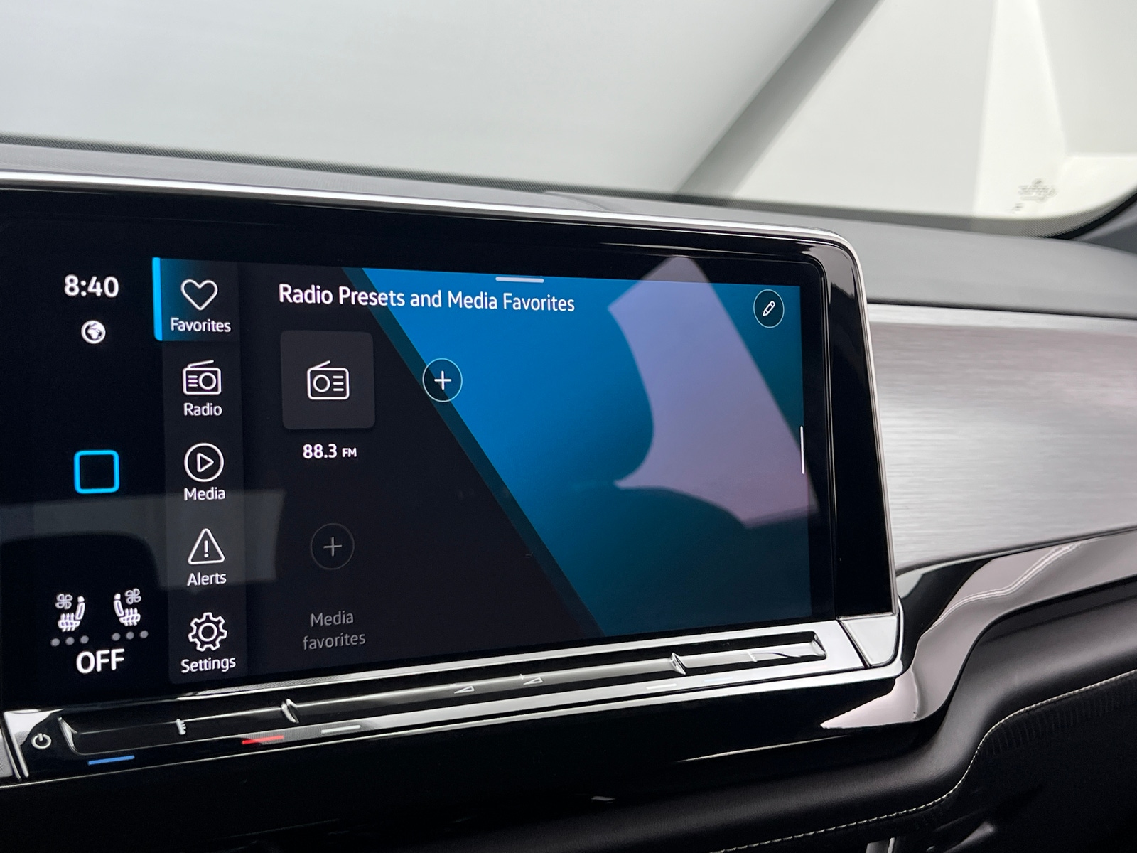 Thumbnail: 2025 Volkswagen Atlas - 3