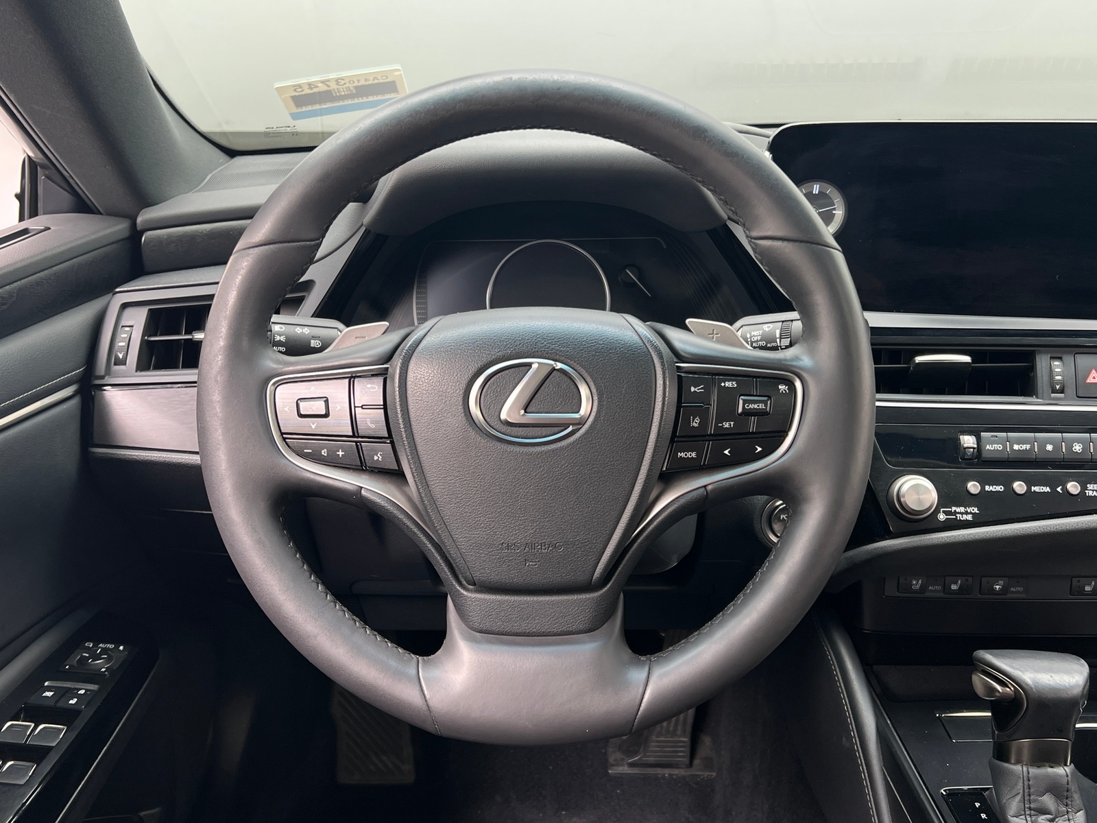 Thumbnail: 2023 Lexus ES - 4