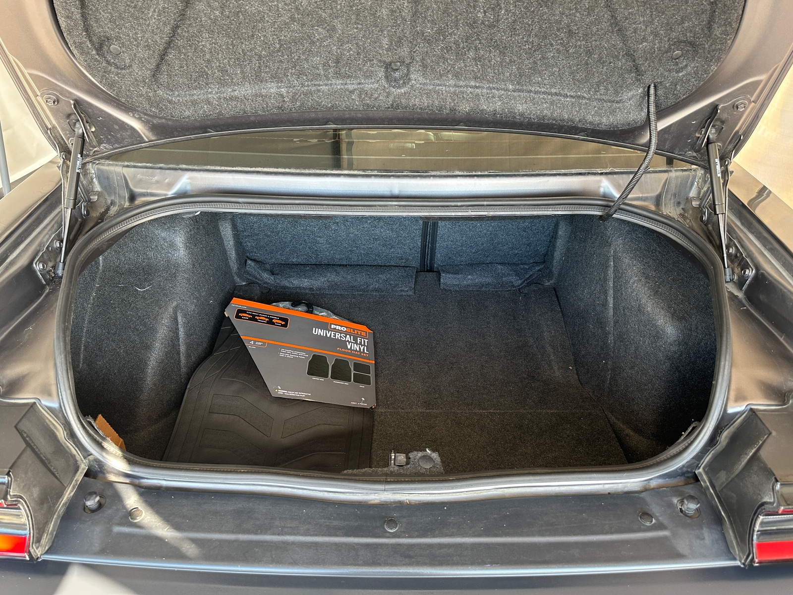 Thumbnail: 2018 Dodge Challenger - 6