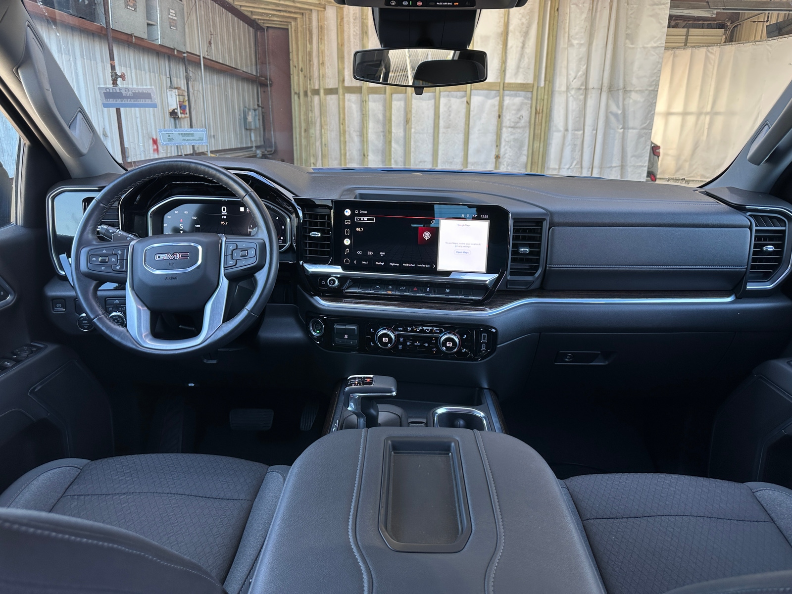 Thumbnail: 2022 GMC Sierra 1500 - 3