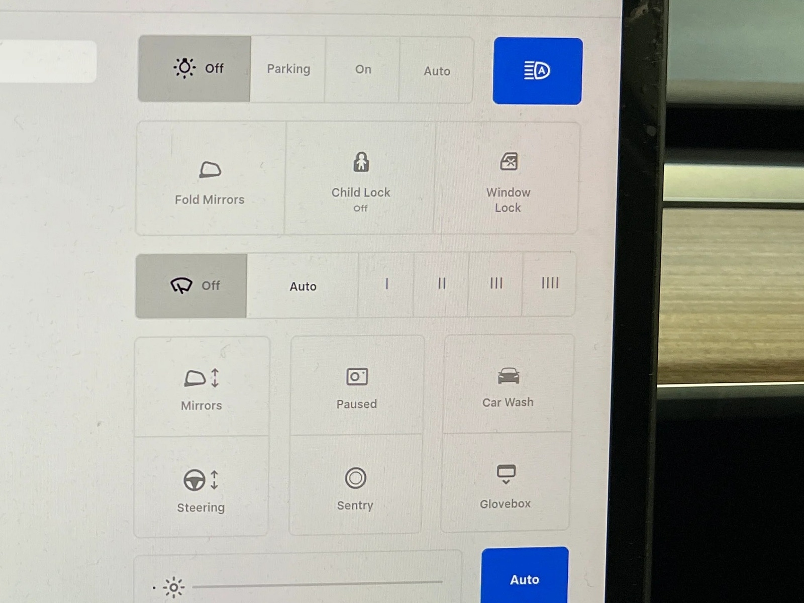 Thumbnail: 2025 Tesla Model Y - 3