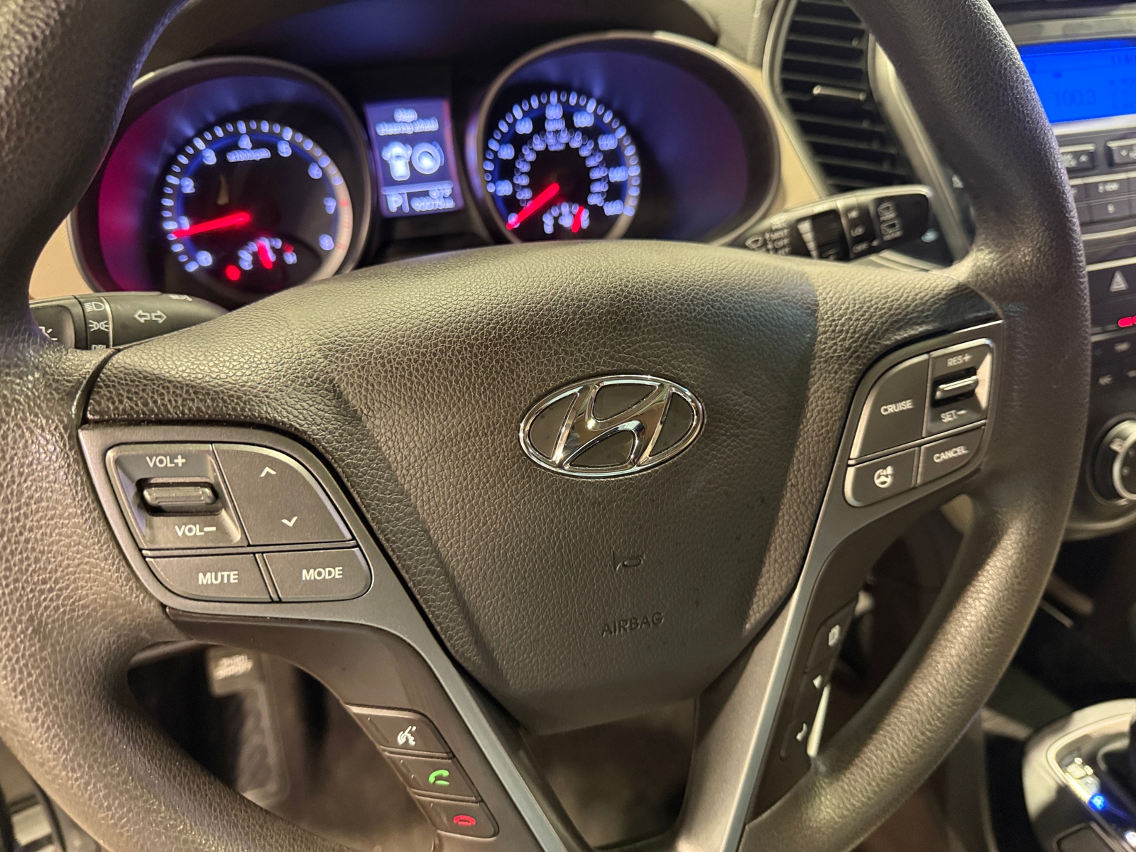 Thumbnail: 2016 Hyundai Santa Fe - 5