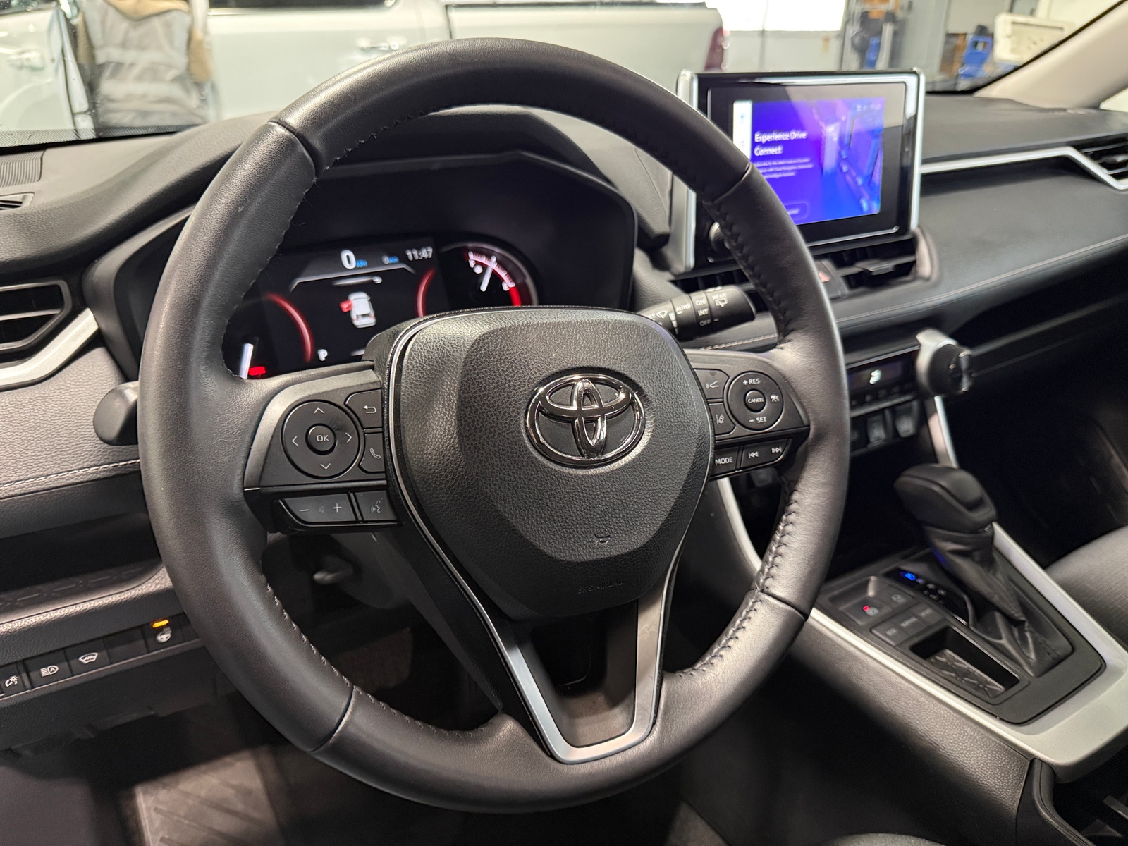 Thumbnail: 2025 Toyota RAV4 - 5