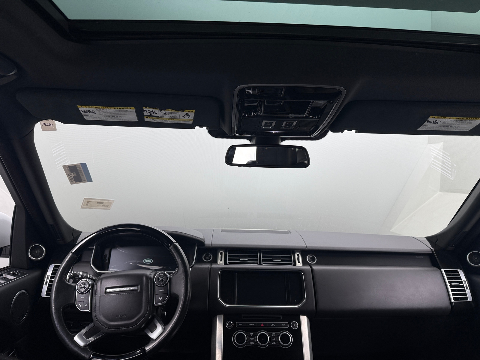 Thumbnail: 2016 Land Rover Range Rover - 2