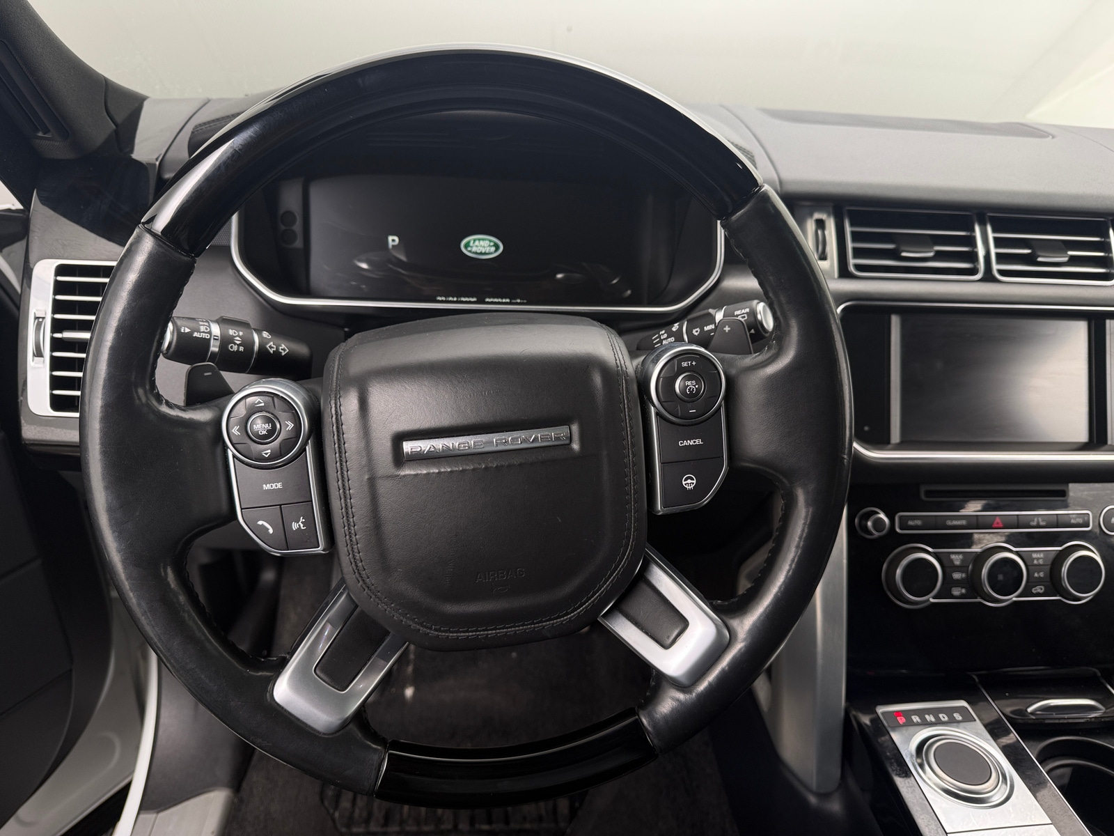 Thumbnail: 2016 Land Rover Range Rover - 4