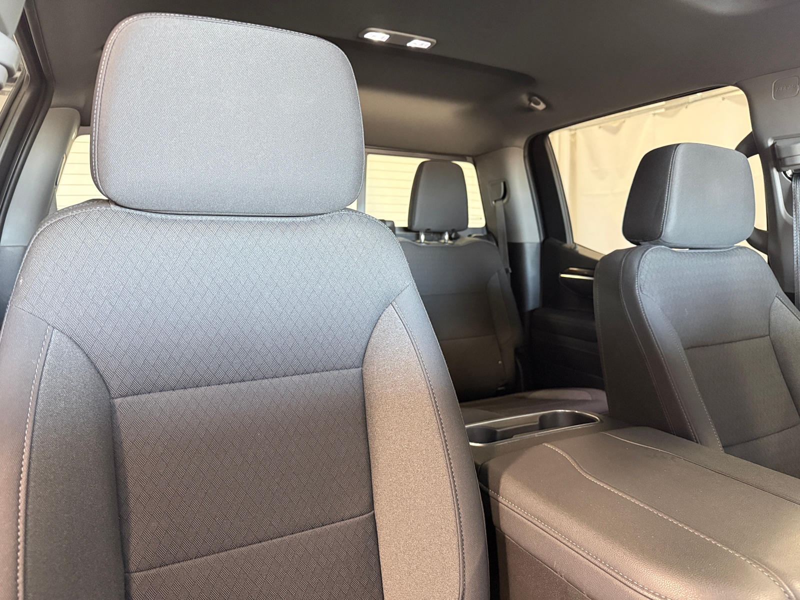 Thumbnail: 2025 Chevrolet Silverado 1500 - 2