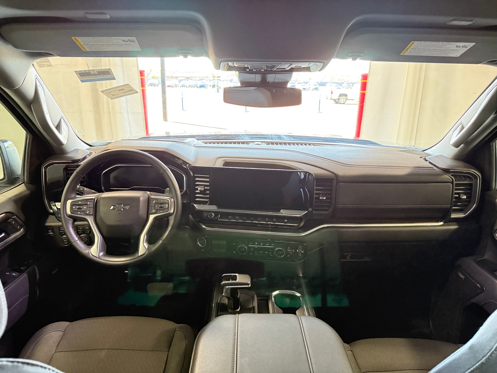 Thumbnail: 2025 Chevrolet Silverado 1500 - 3