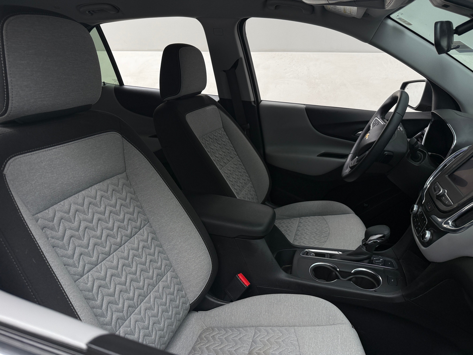 Thumbnail: 2023 Chevrolet Equinox - 2