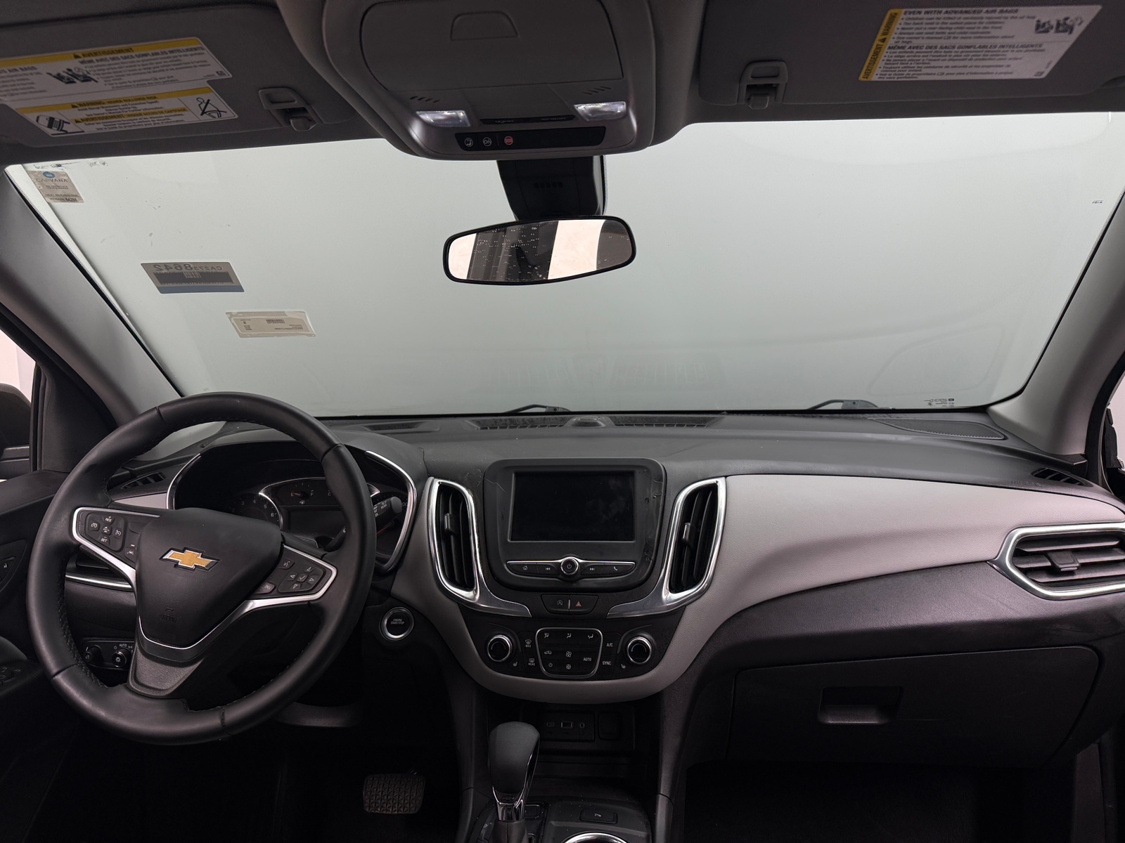 Thumbnail: 2023 Chevrolet Equinox - 3