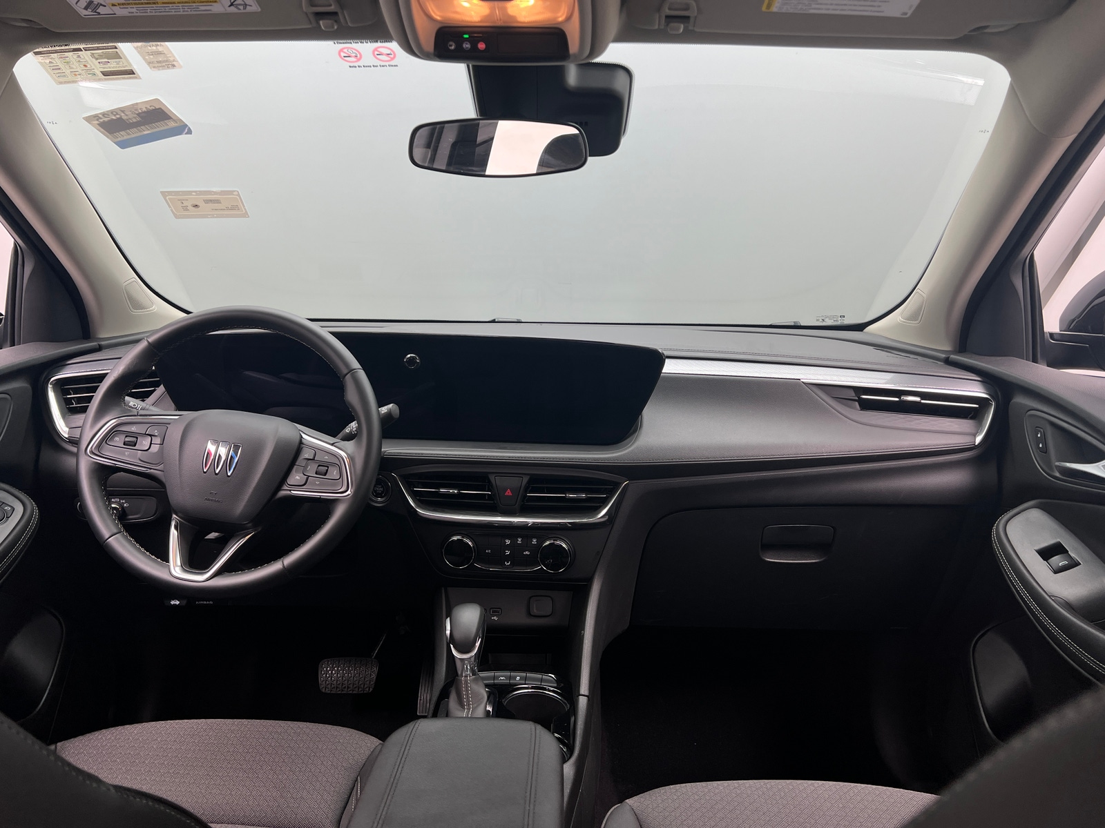 Thumbnail: 2025 Buick Encore GX - 3