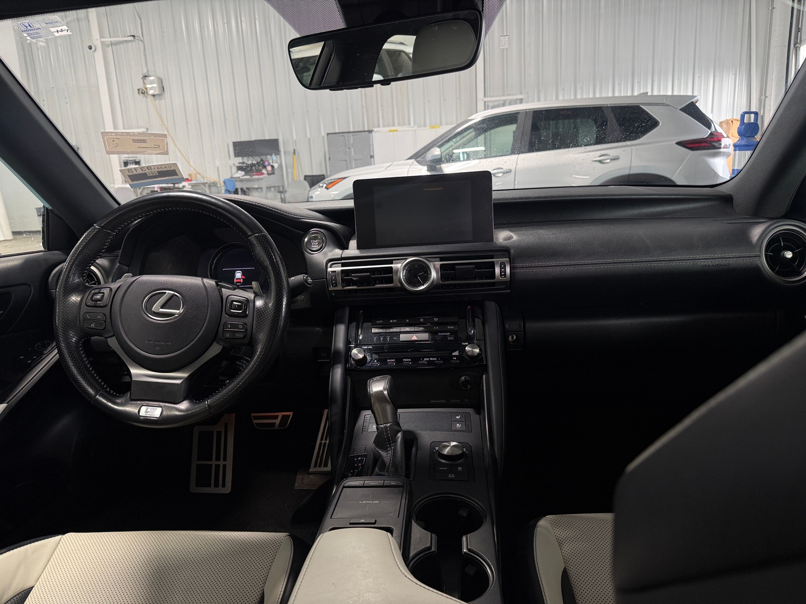 Thumbnail: 2021 Lexus IS - 2