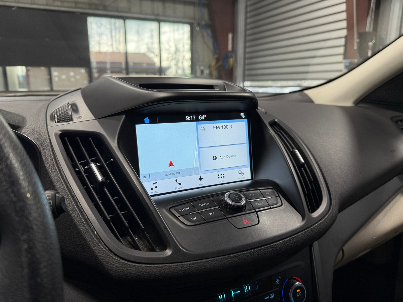 Thumbnail: 2017 Ford Escape - 4