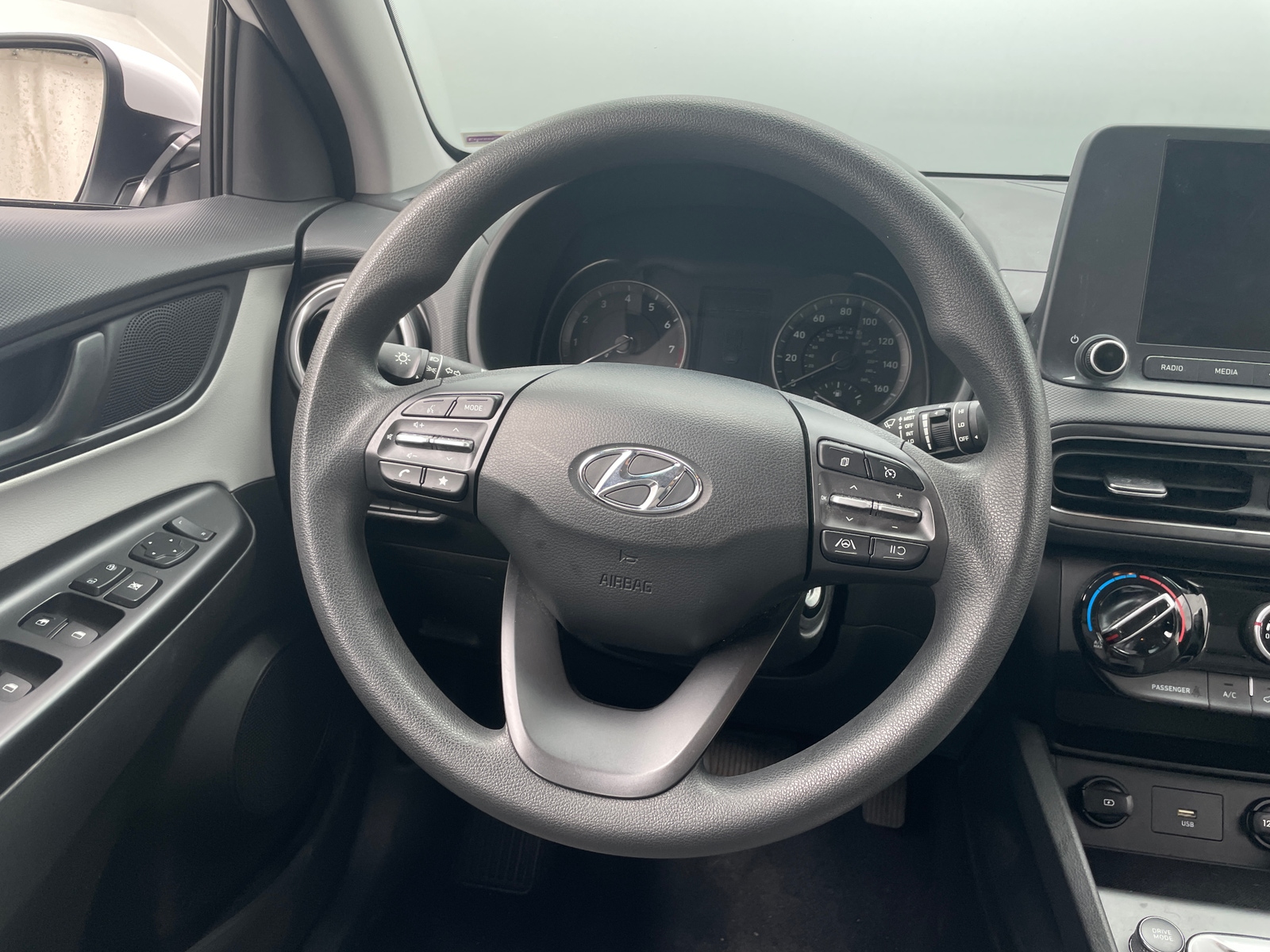 Thumbnail: 2022 Hyundai Kona - 5