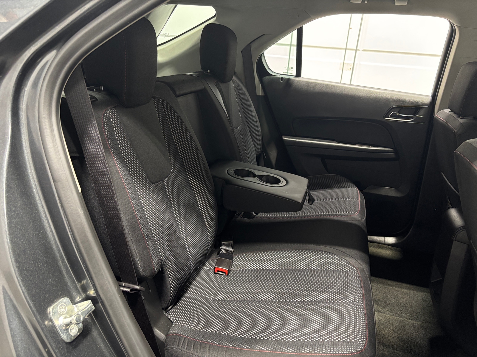 Thumbnail: 2017 Chevrolet Equinox - 6