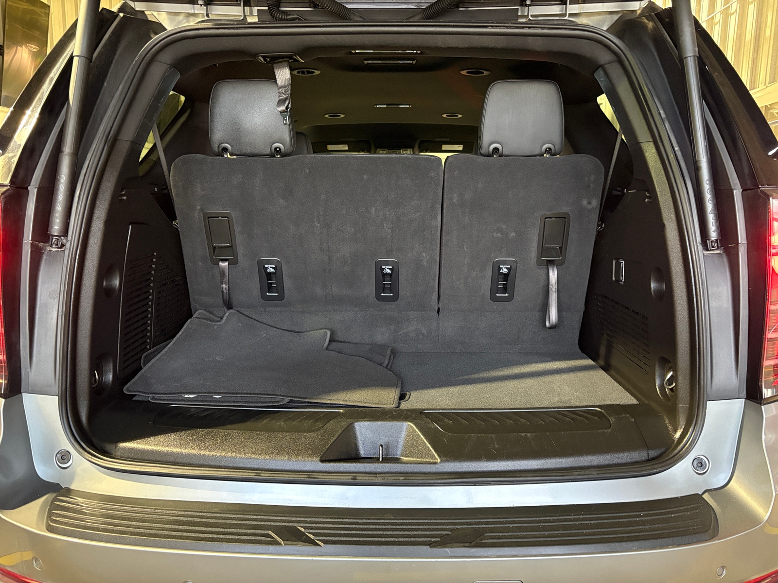 Thumbnail: 2025 Chevrolet Tahoe - 6