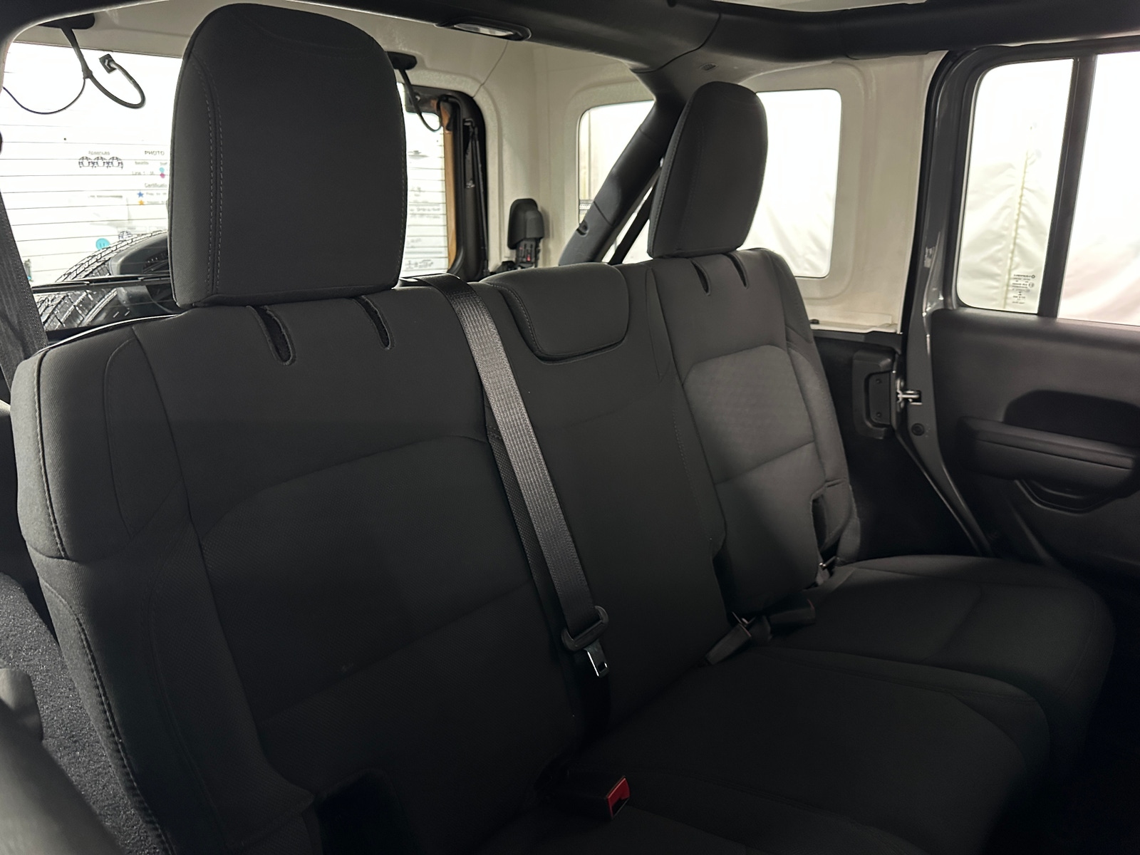 Thumbnail: 2022 Jeep Wrangler - 6