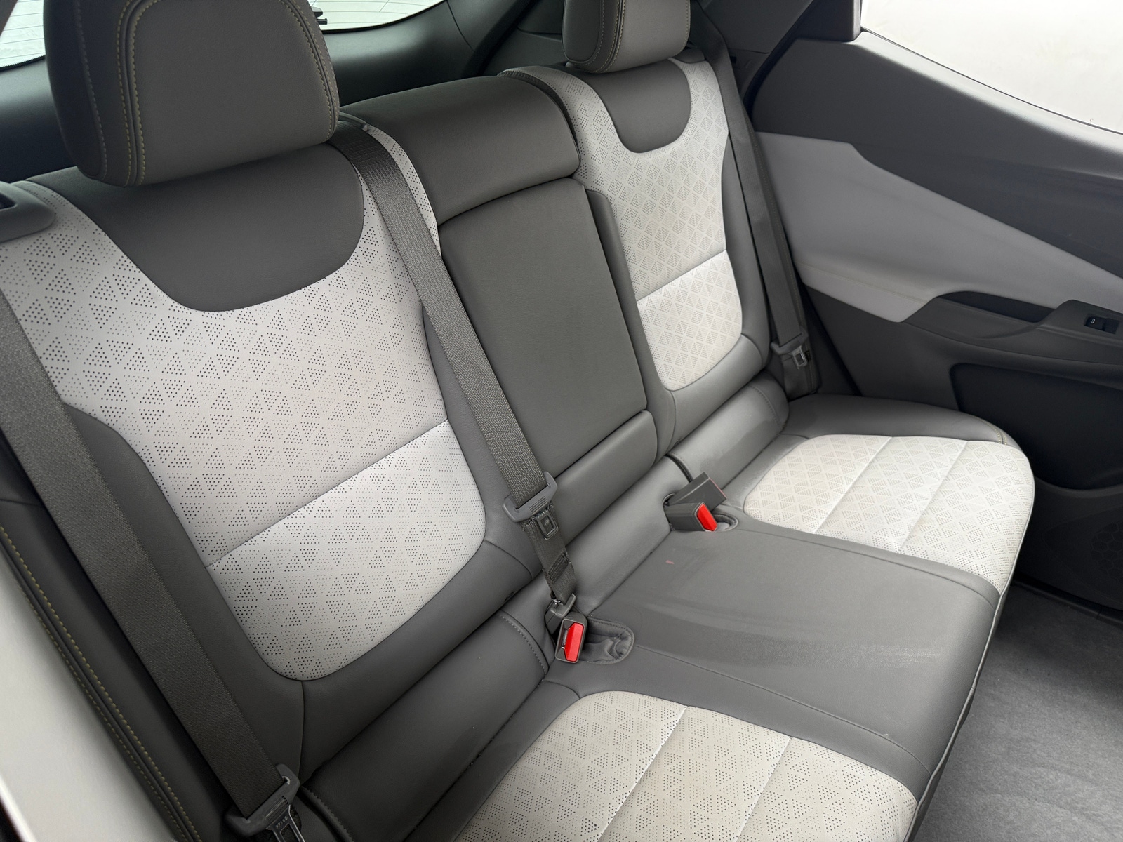 Thumbnail: 2022 Chevrolet Bolt EUV - 5