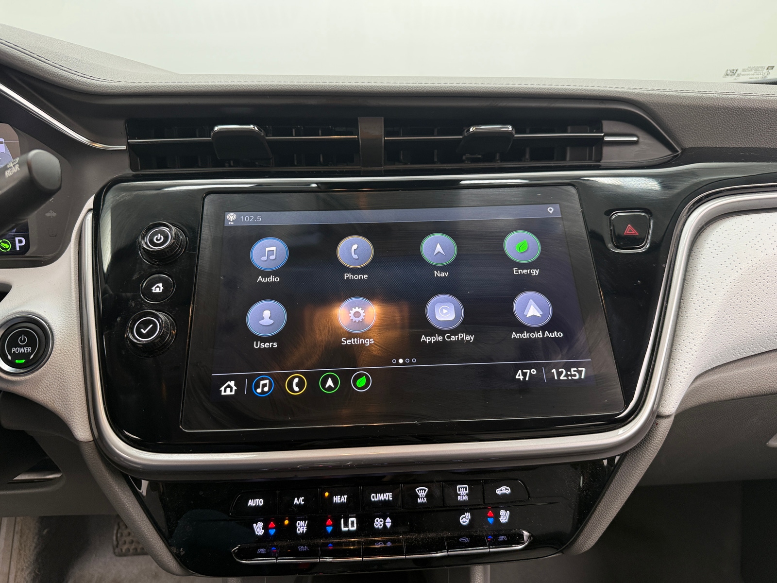 Thumbnail: 2022 Chevrolet Bolt EUV - 3