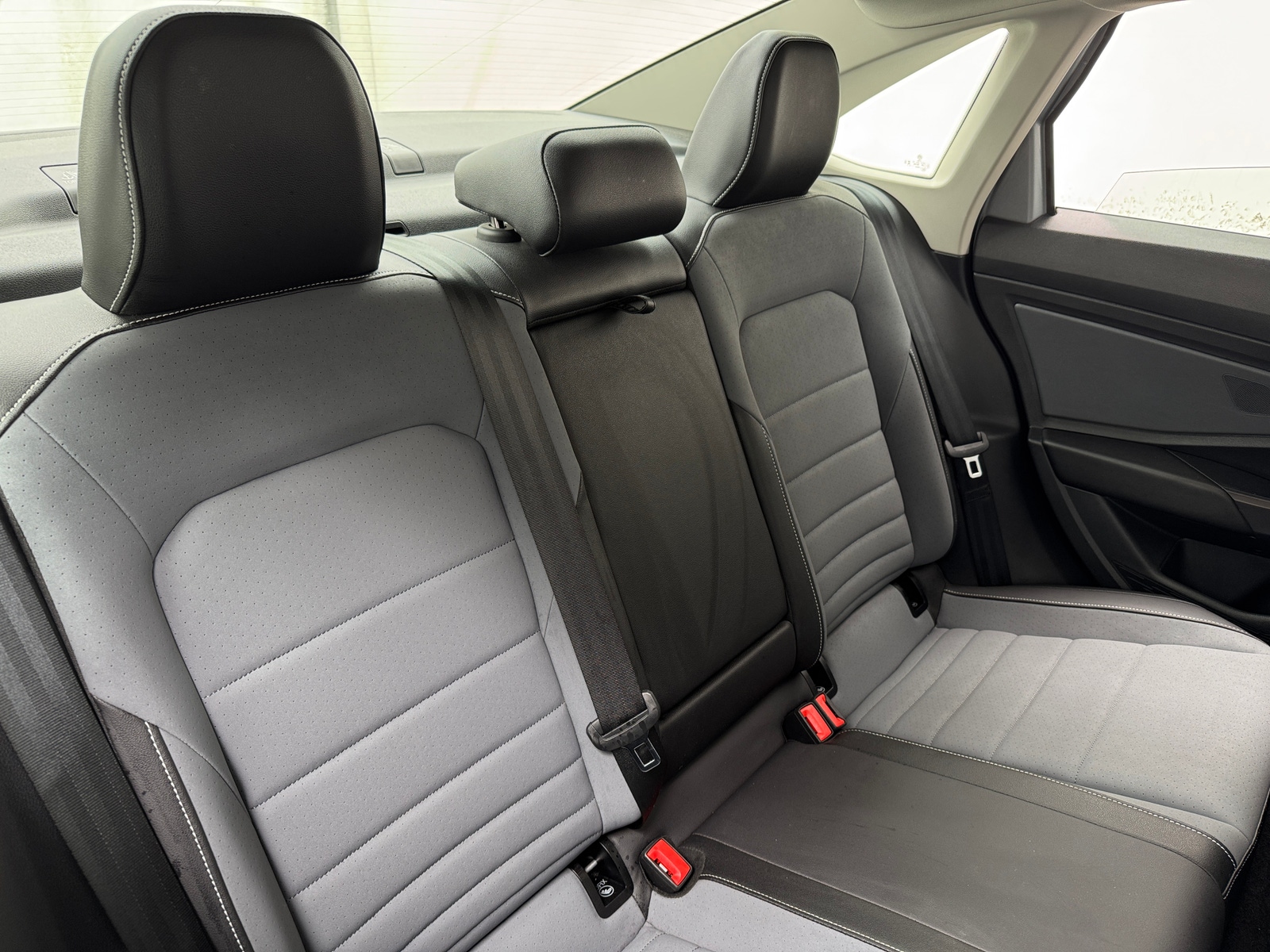 Thumbnail: 2025 Volkswagen Jetta - 5