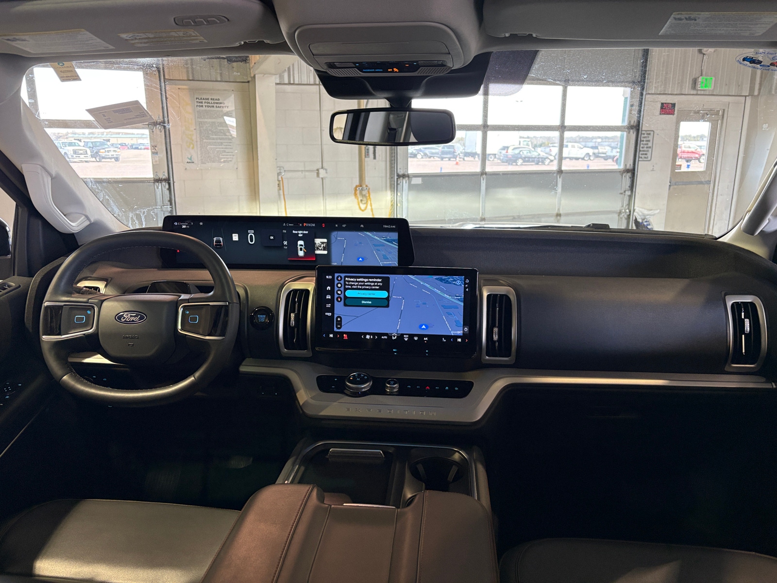 Thumbnail: 2025 Ford Expedition - 3