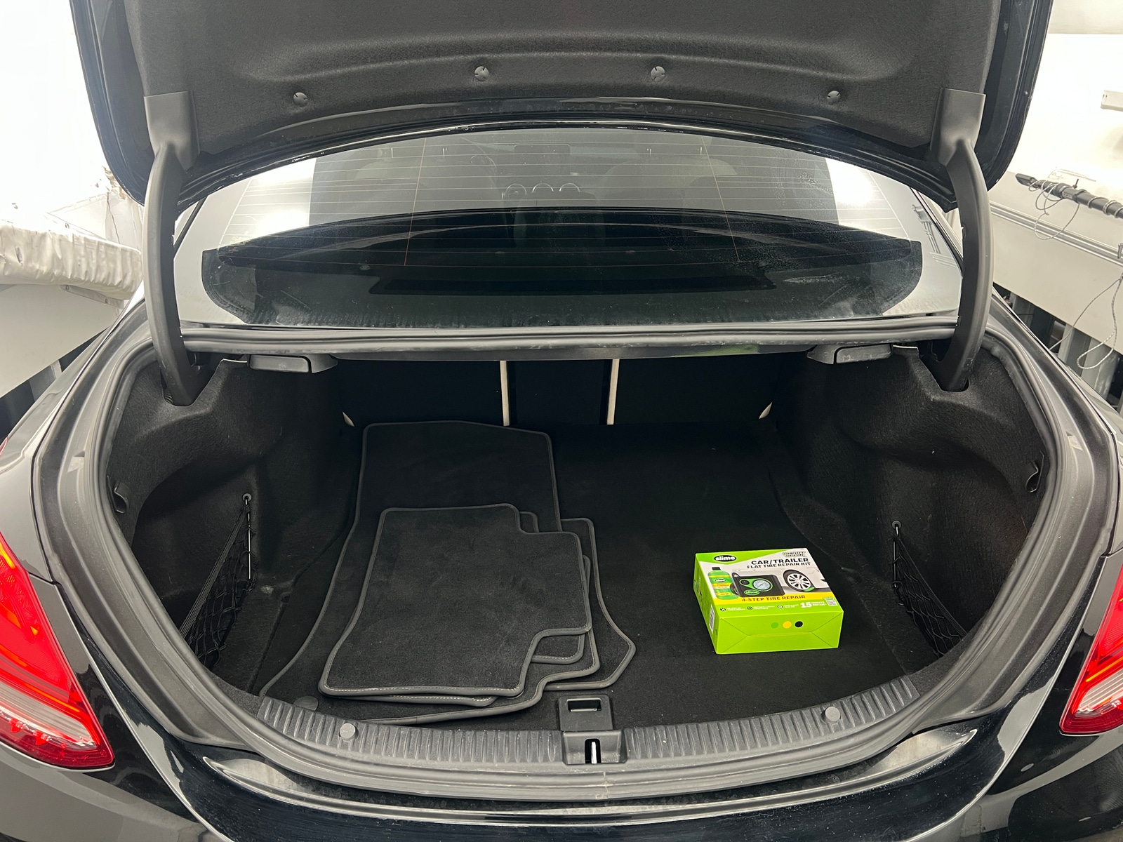 Thumbnail: 2017 Mercedes-Benz C-Class - 6