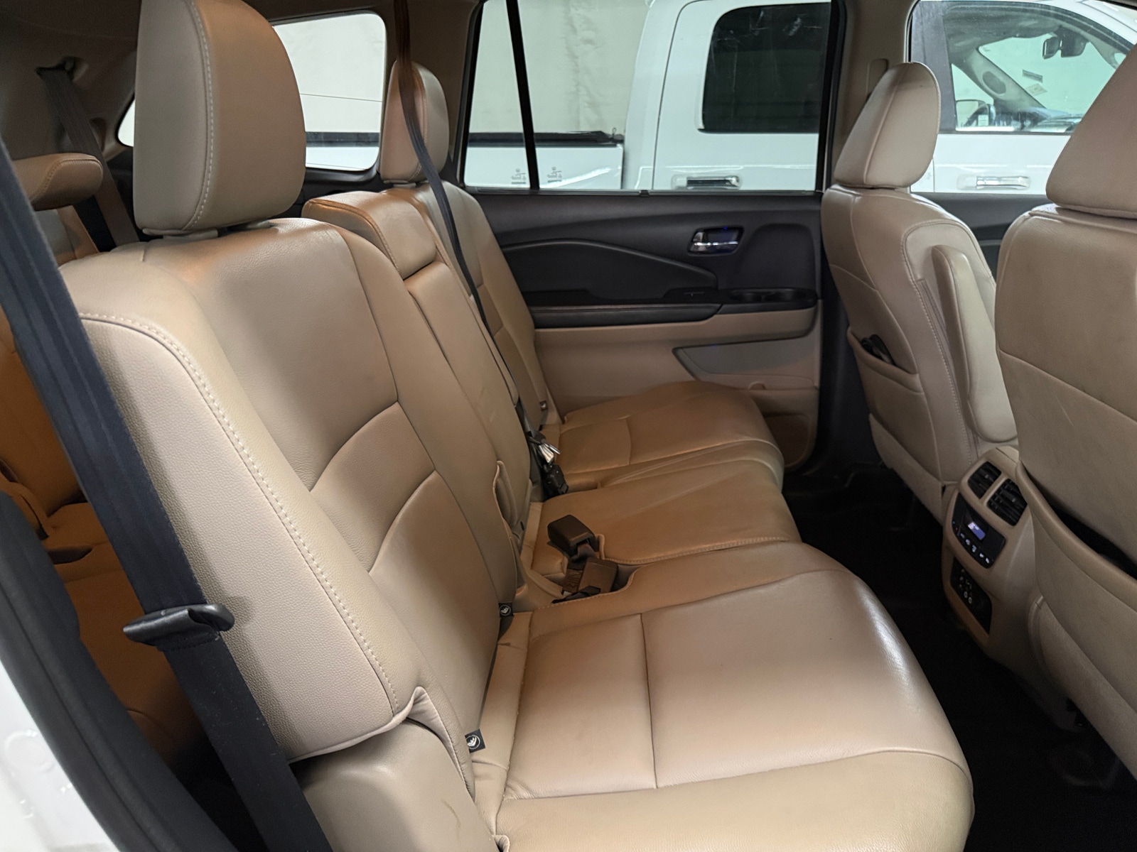 Thumbnail: 2016 Honda Pilot - 5