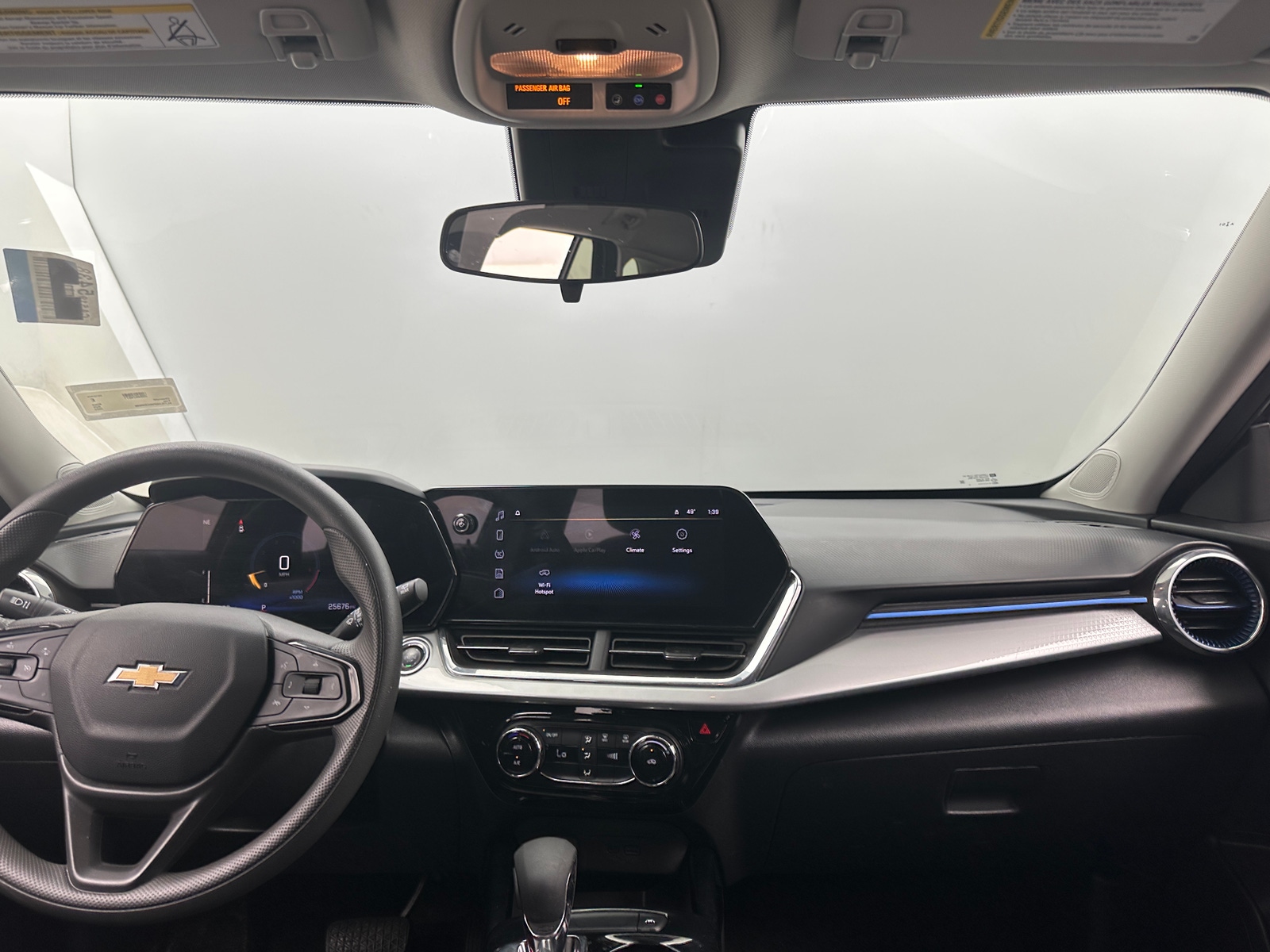 Thumbnail: 2025 Chevrolet Trax - 3