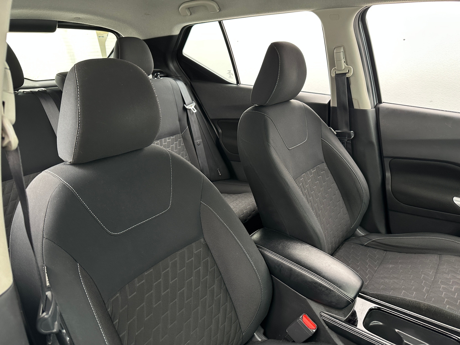 Thumbnail: 2023 Nissan Kicks - 2