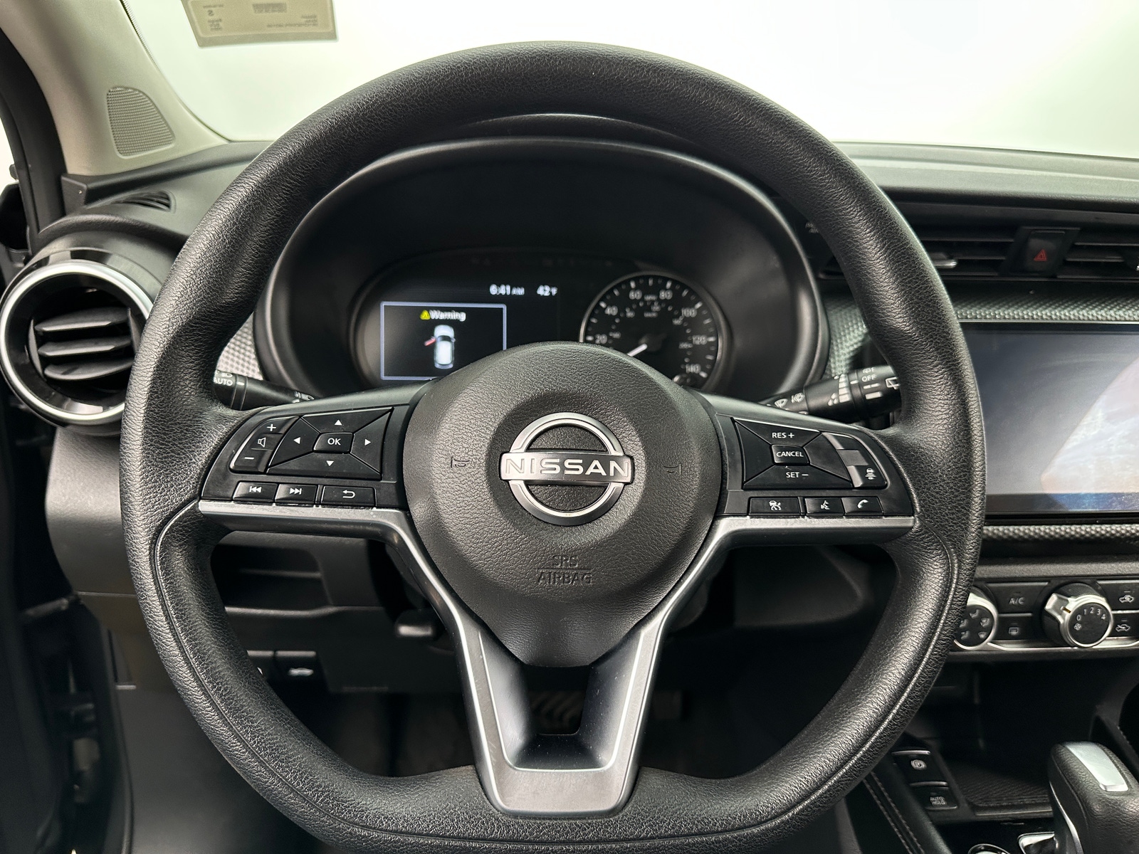 Thumbnail: 2023 Nissan Kicks - 5