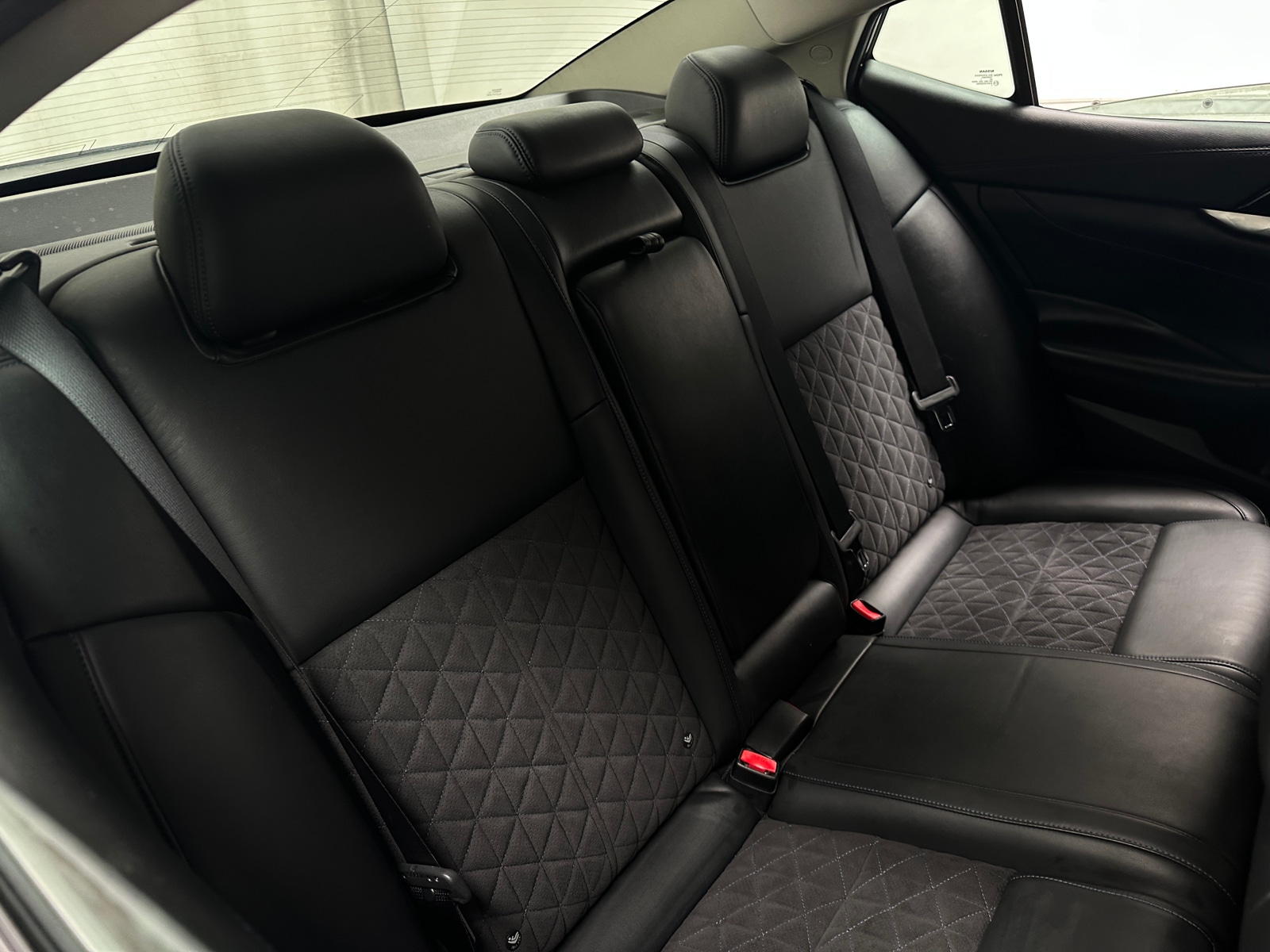 Thumbnail: 2017 Nissan Maxima - 5